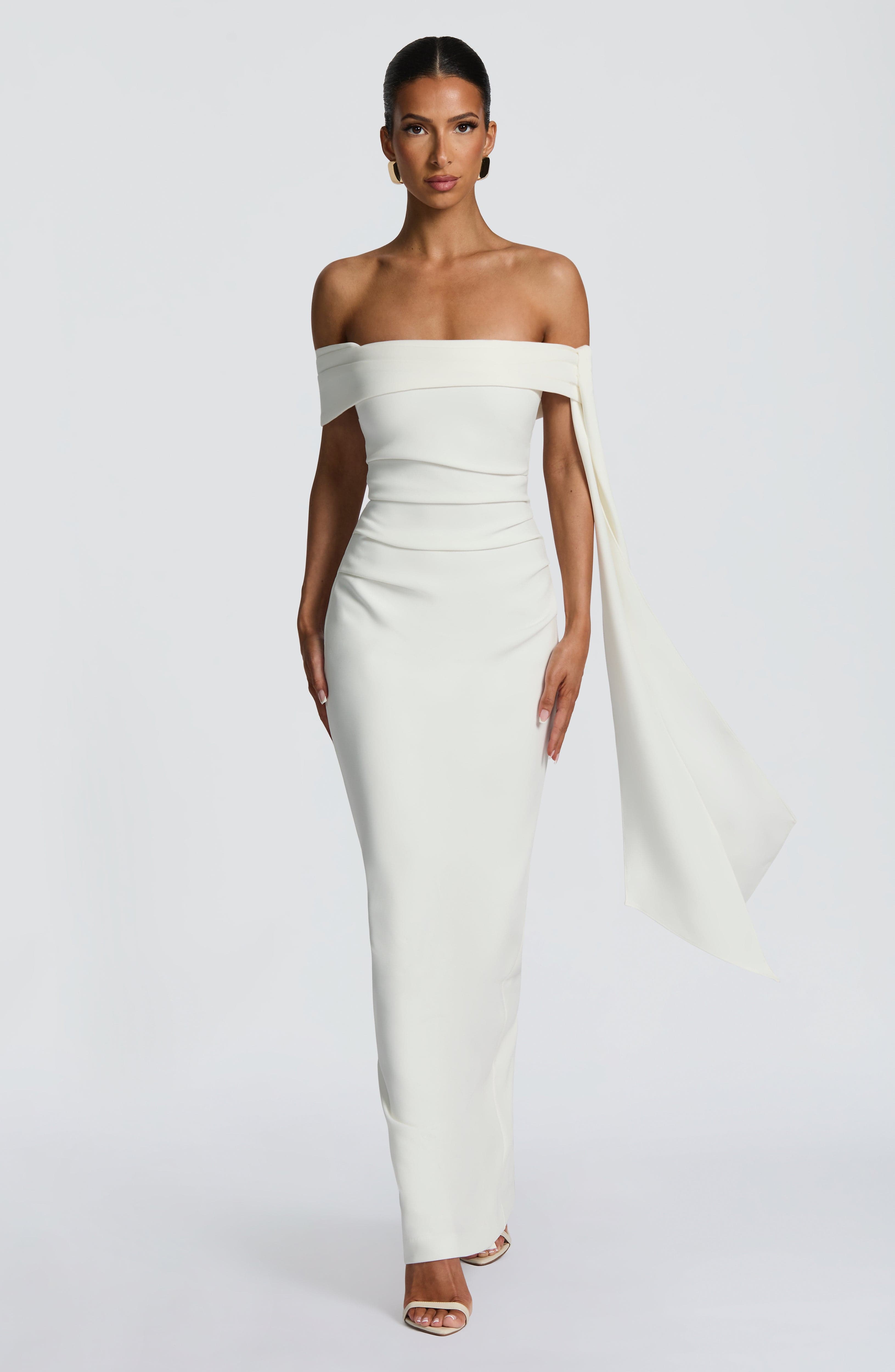 Flourenne Addyson Maxi Dress in Ivory