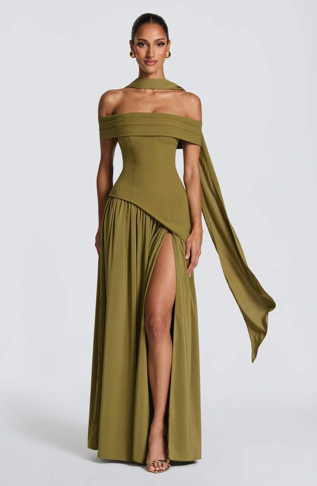 Flourenne Delisha Maxi Dress in Deep Olive