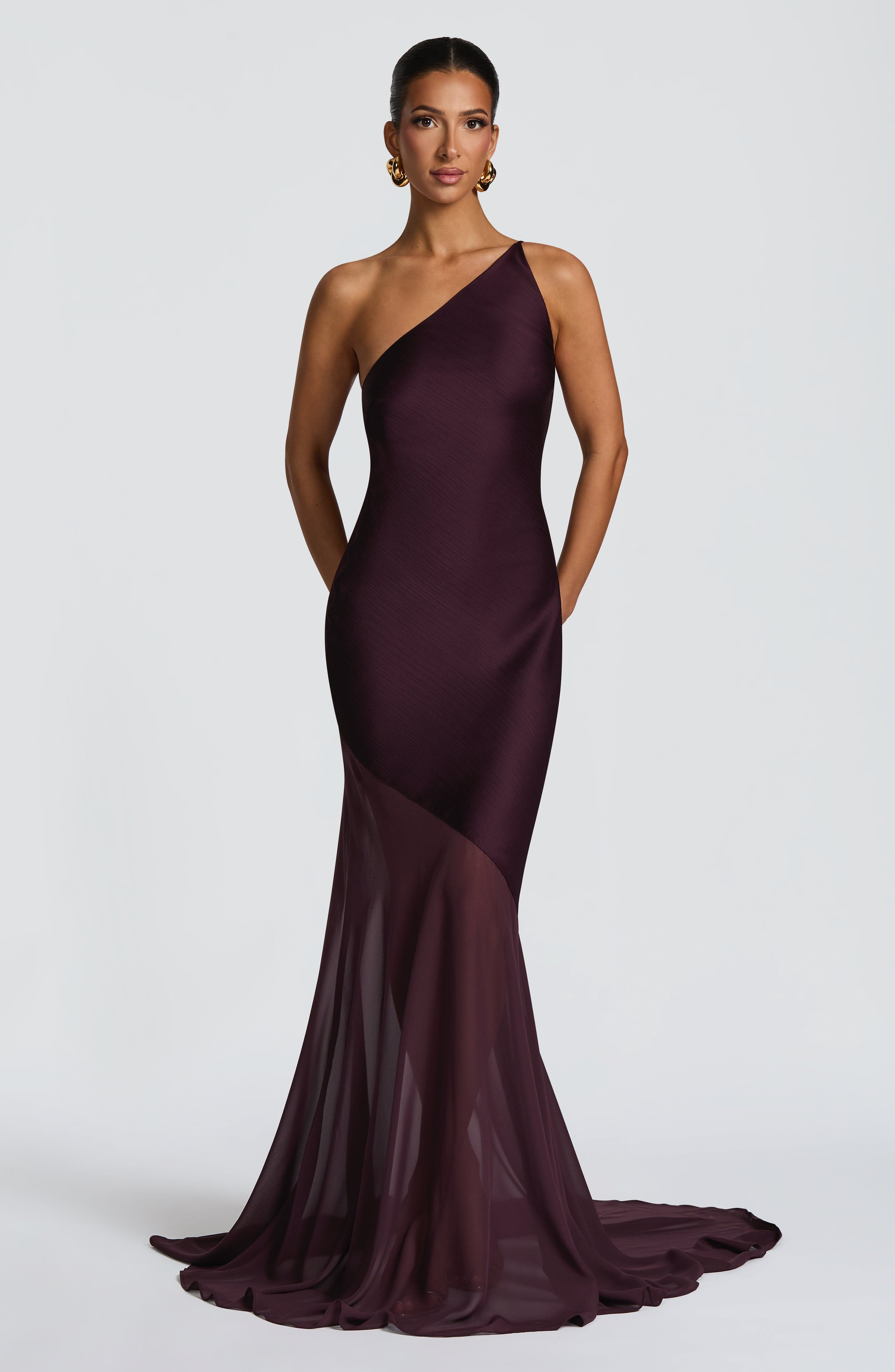 Flourenne Fabelle Gown in Plum