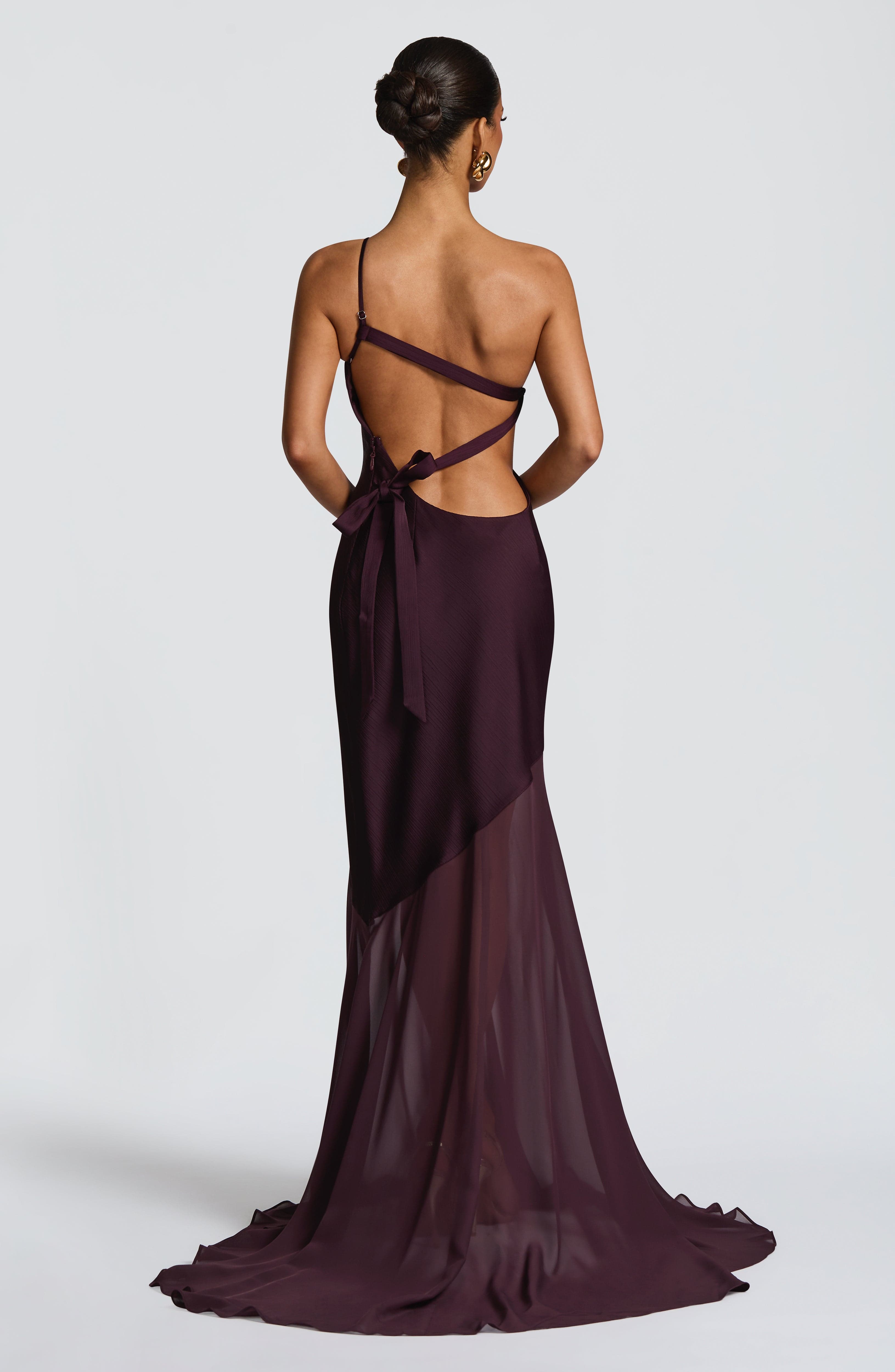Flourenne Fabelle Gown in Plum