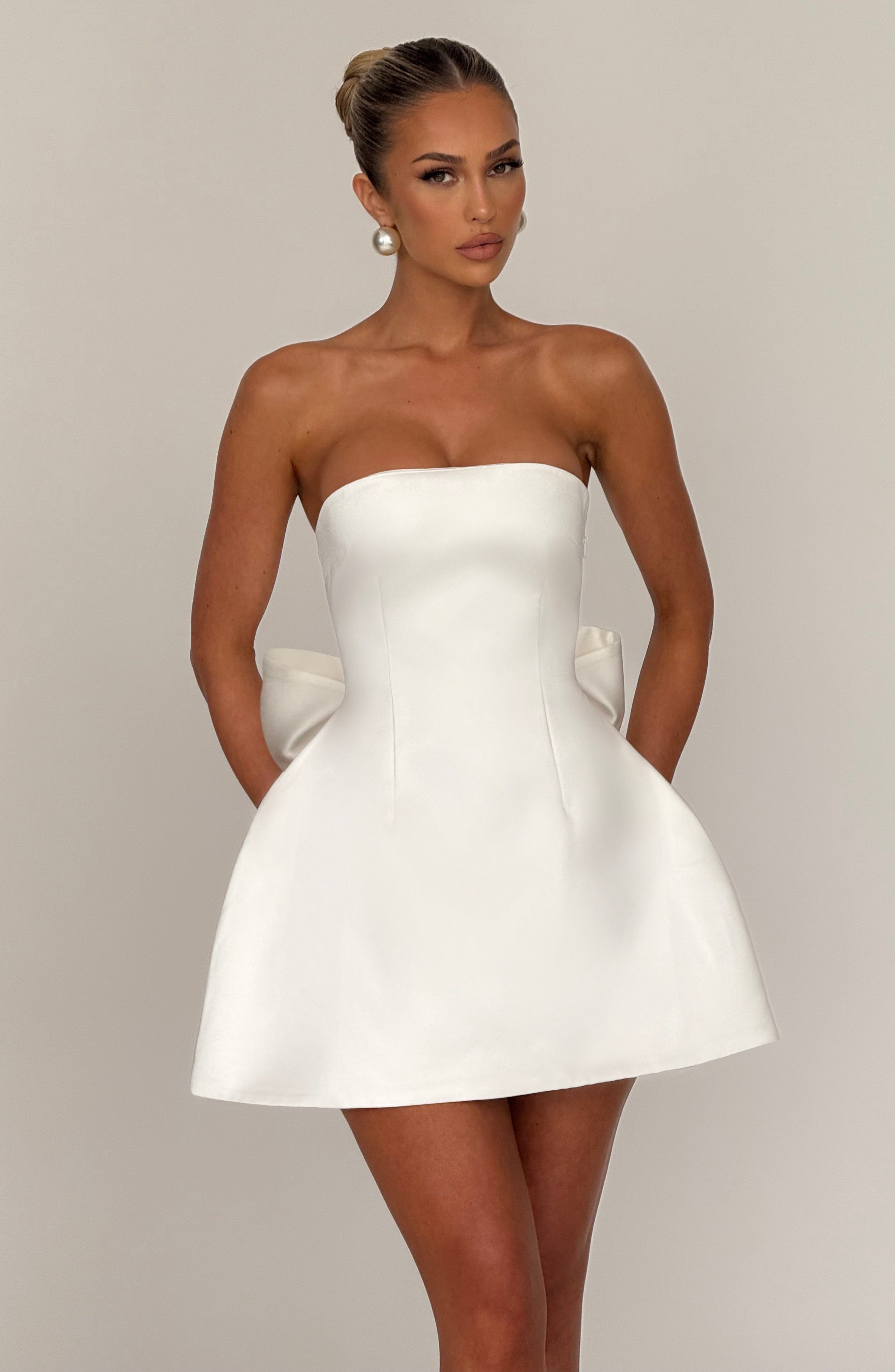 Fioreclo Abbie Mini Dress in Ivory