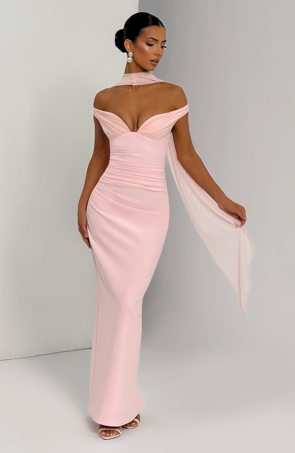 Fioreclo Abigael Maxi Dress in Blush