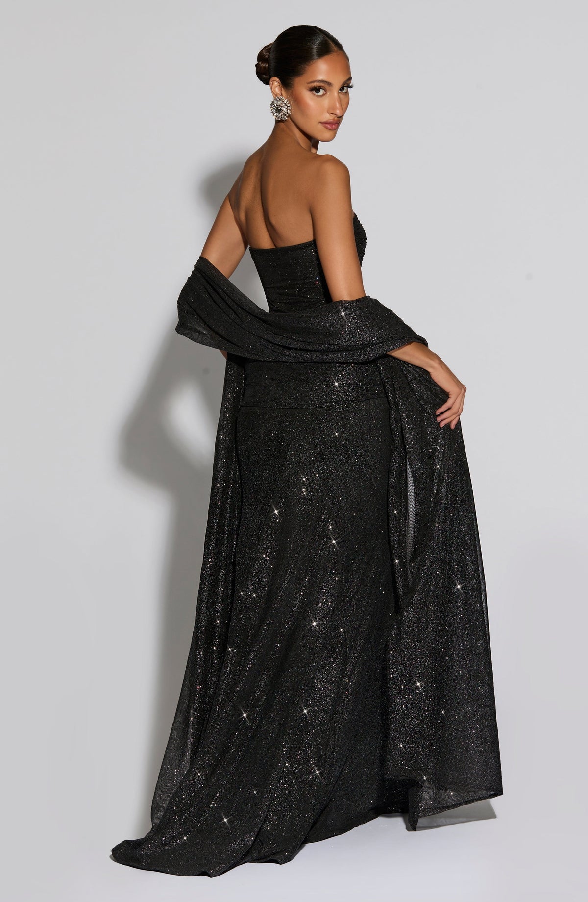 Fioreclo Agnessa Shawl in Black Sparkle