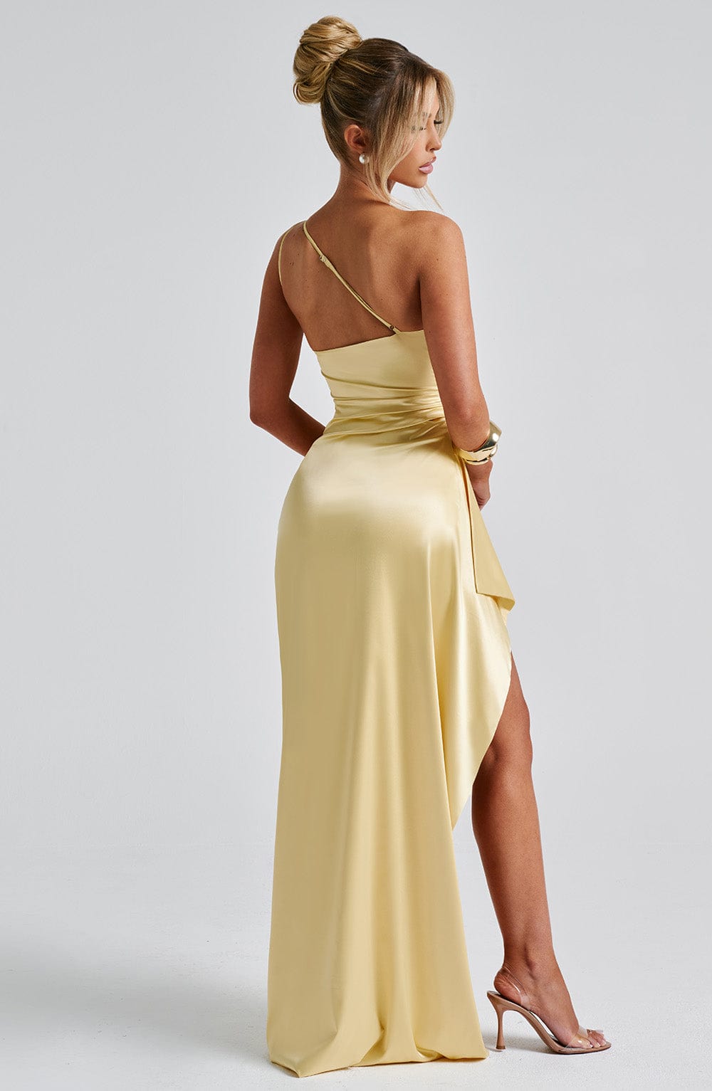 Fioreclo Ariel Maxi Dress in Lemon