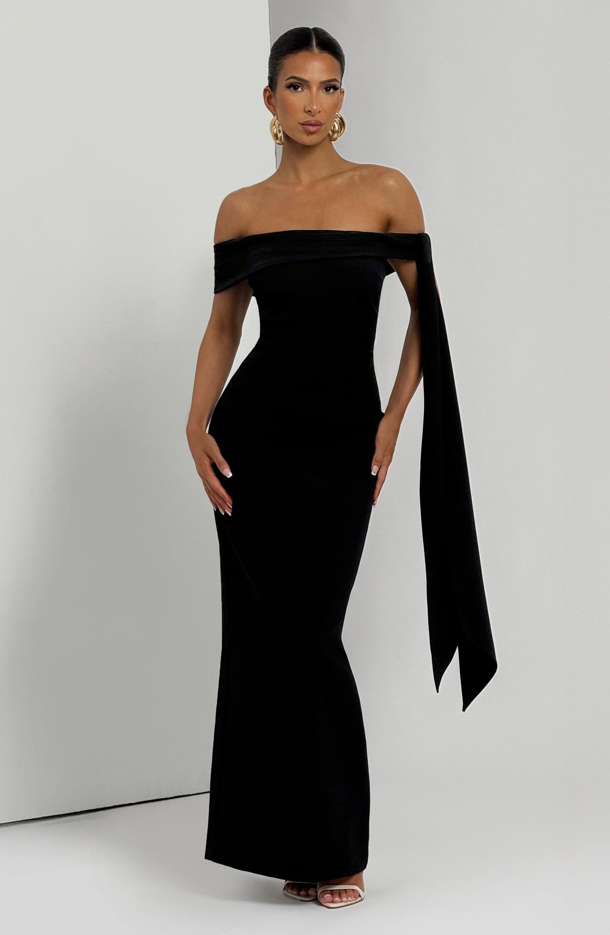 Flourenne Addyson Maxi Dress in Black