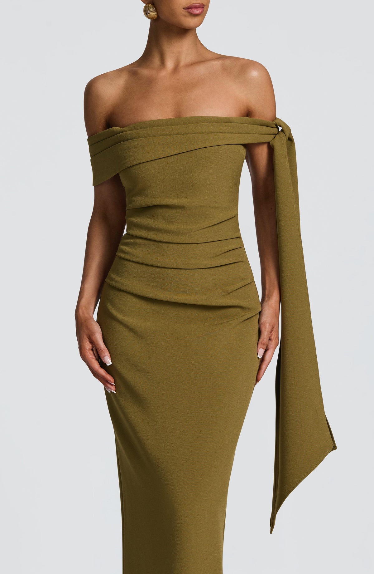 Flourenne Addyson Maxi Dress in Deep Olive