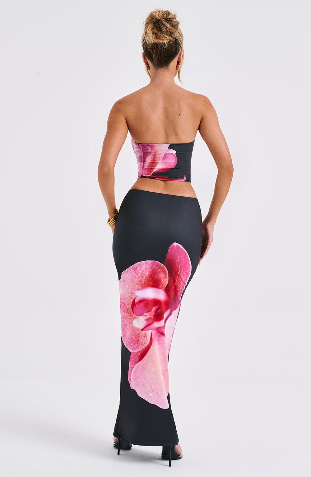 Flourenne Alaris Maxi Skirt in Black Floral Print