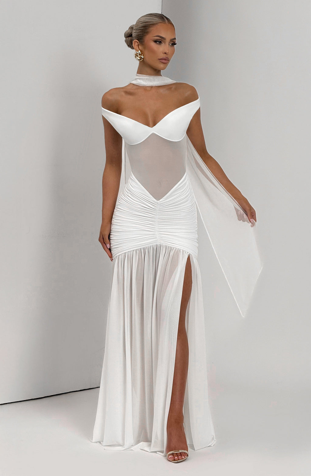 Flourenne Alaya Maxi Dress in Ivory