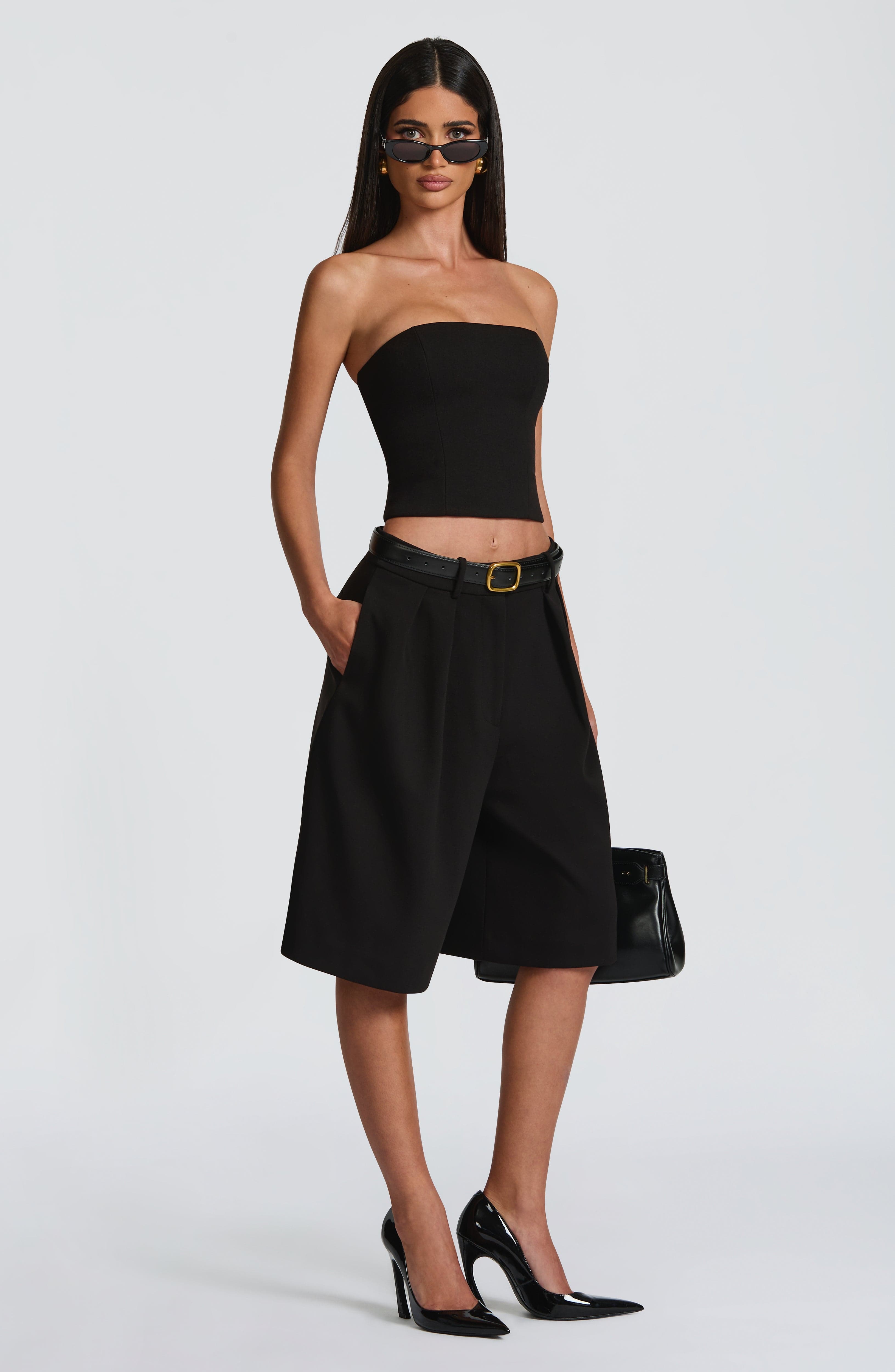 Flourenne Amarah Bermuda Shorts in Black