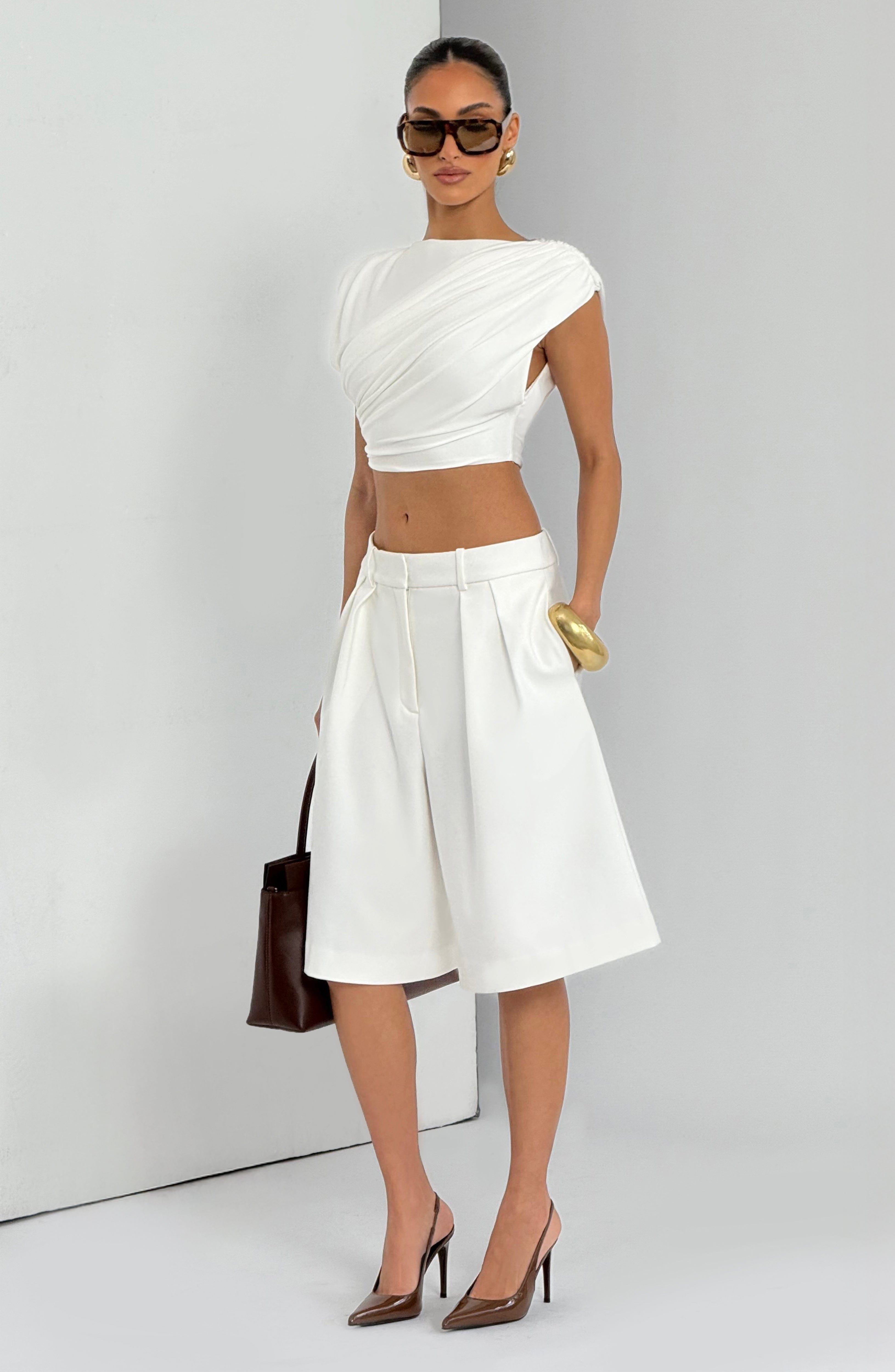 Flourenne Amarah Bermuda Shorts in Ivory