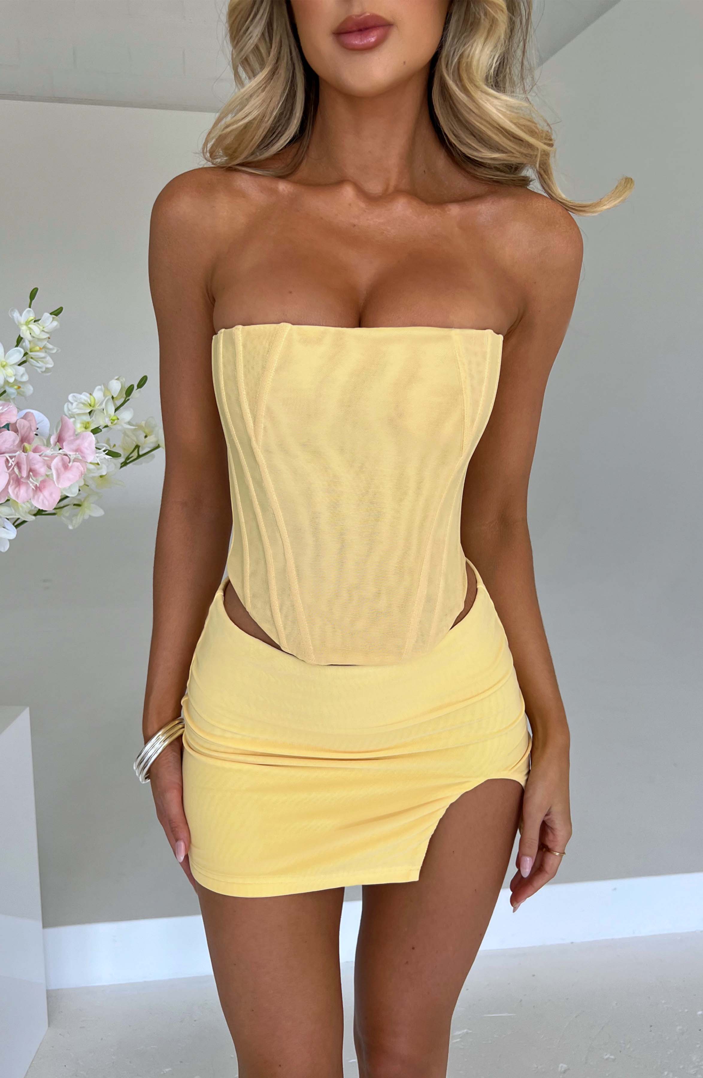Flourenne Aria Mini Skirt in Lemon