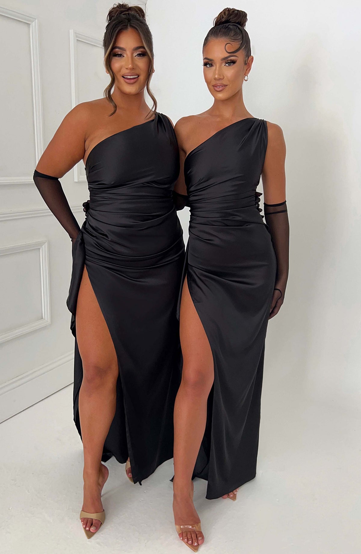 Flourenne Ariel Maxi Dress in Black