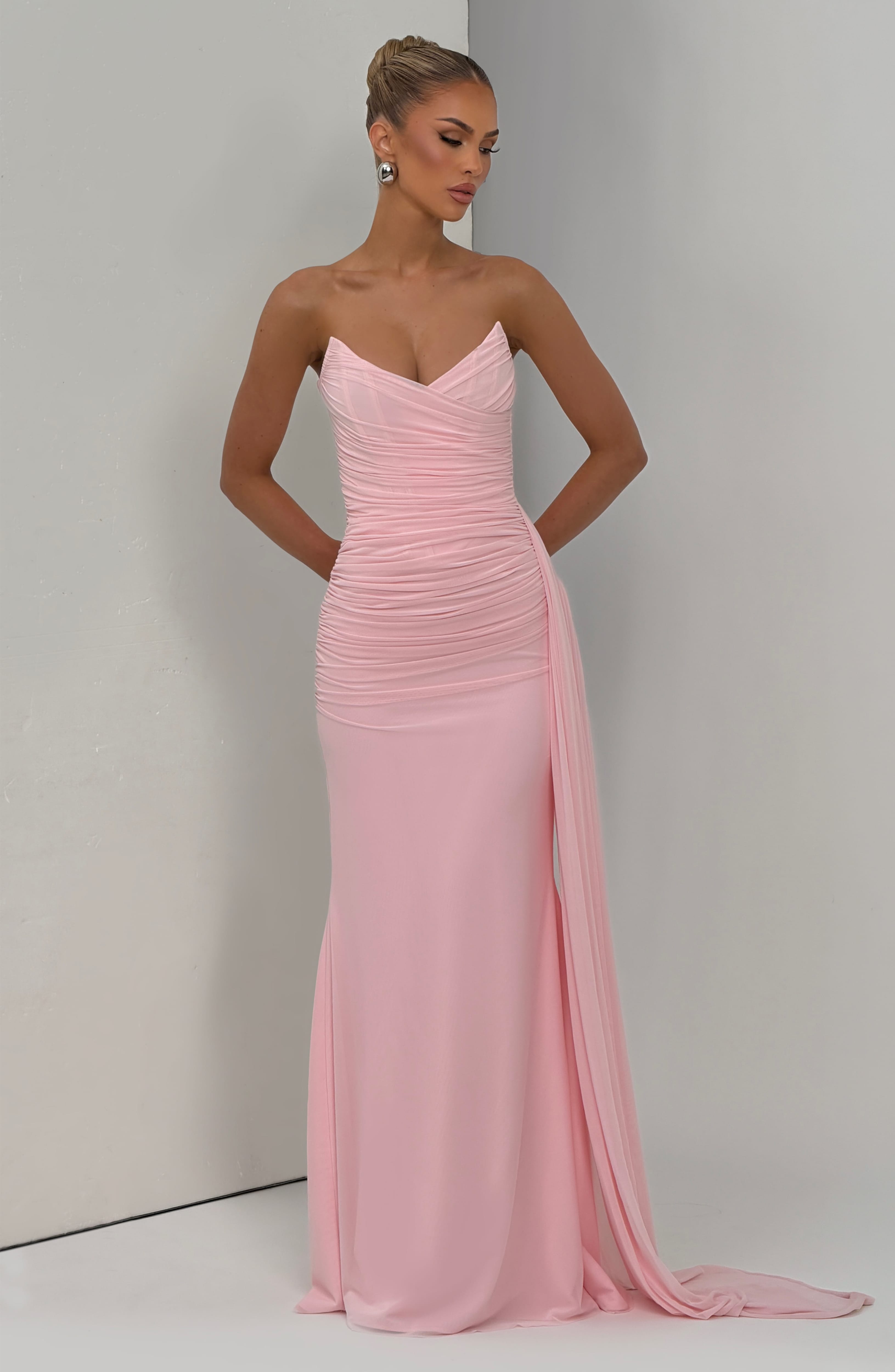 Flourenne Ashira Maxi Dress in Blush