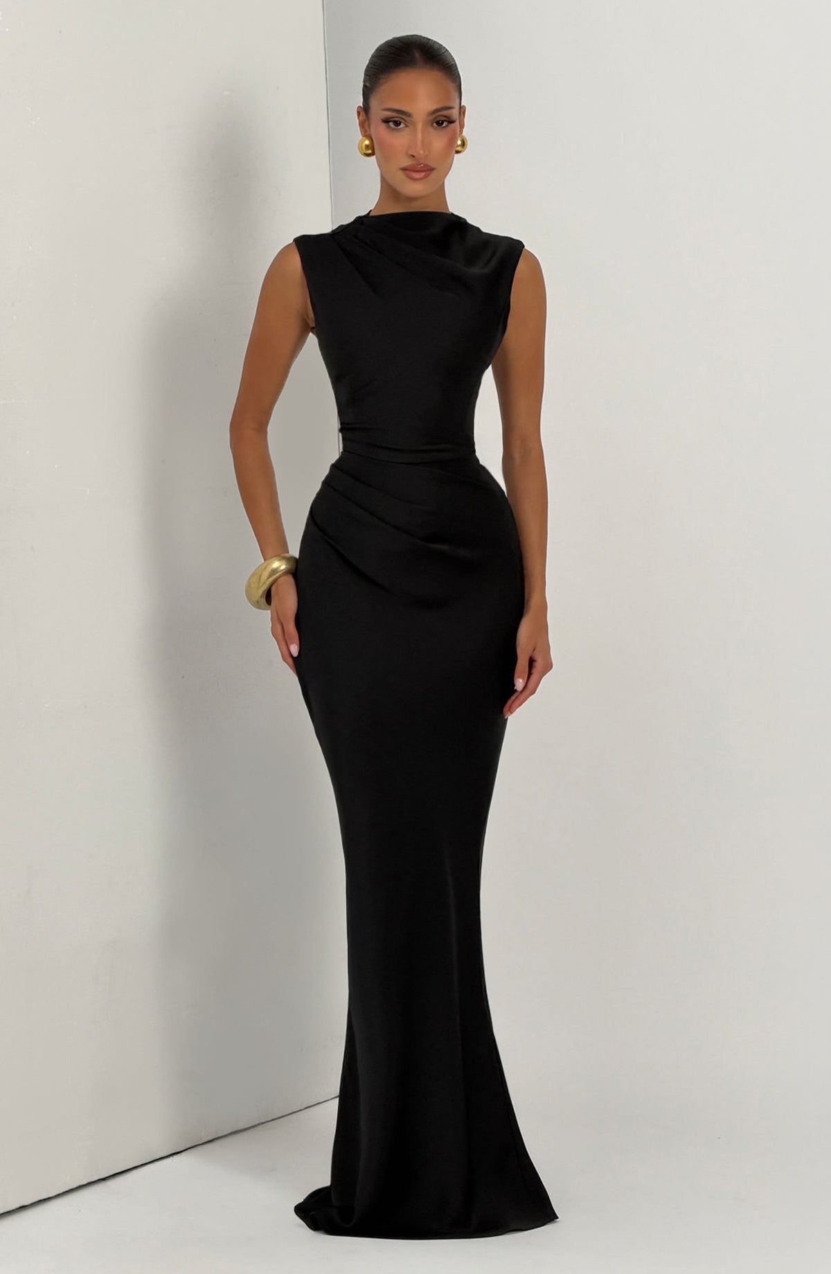 Flourenne Avielle Maxi Dress in Black