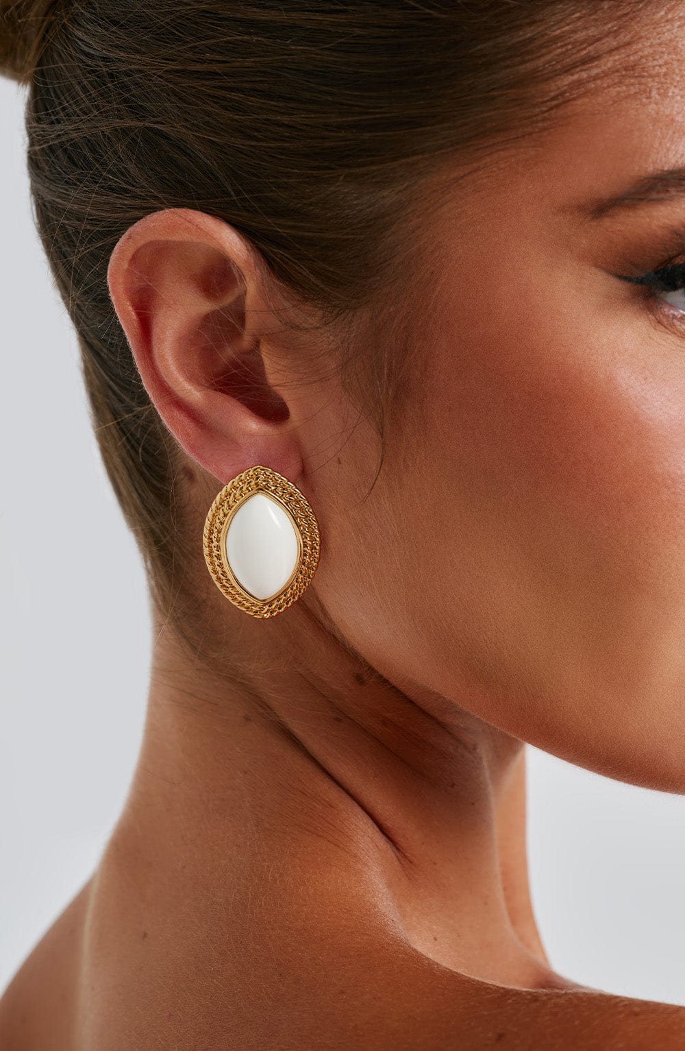 Flourenne Azra Earrings in Ivory/Gold