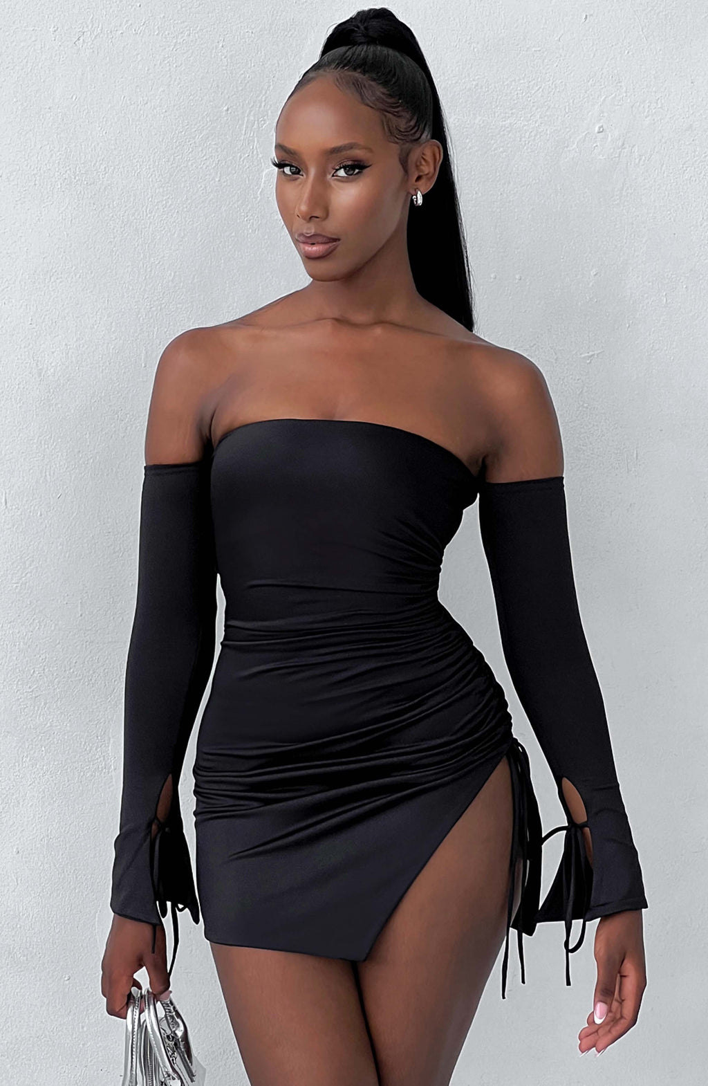 Flourenne Becca Mini Dress in Black