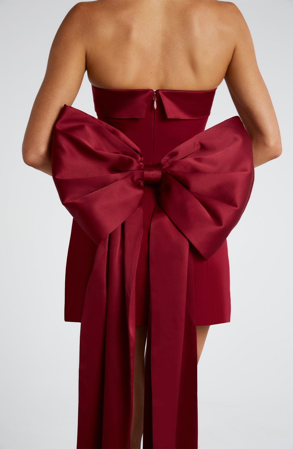 Flourenne Bellamie Mini Dress in Wine