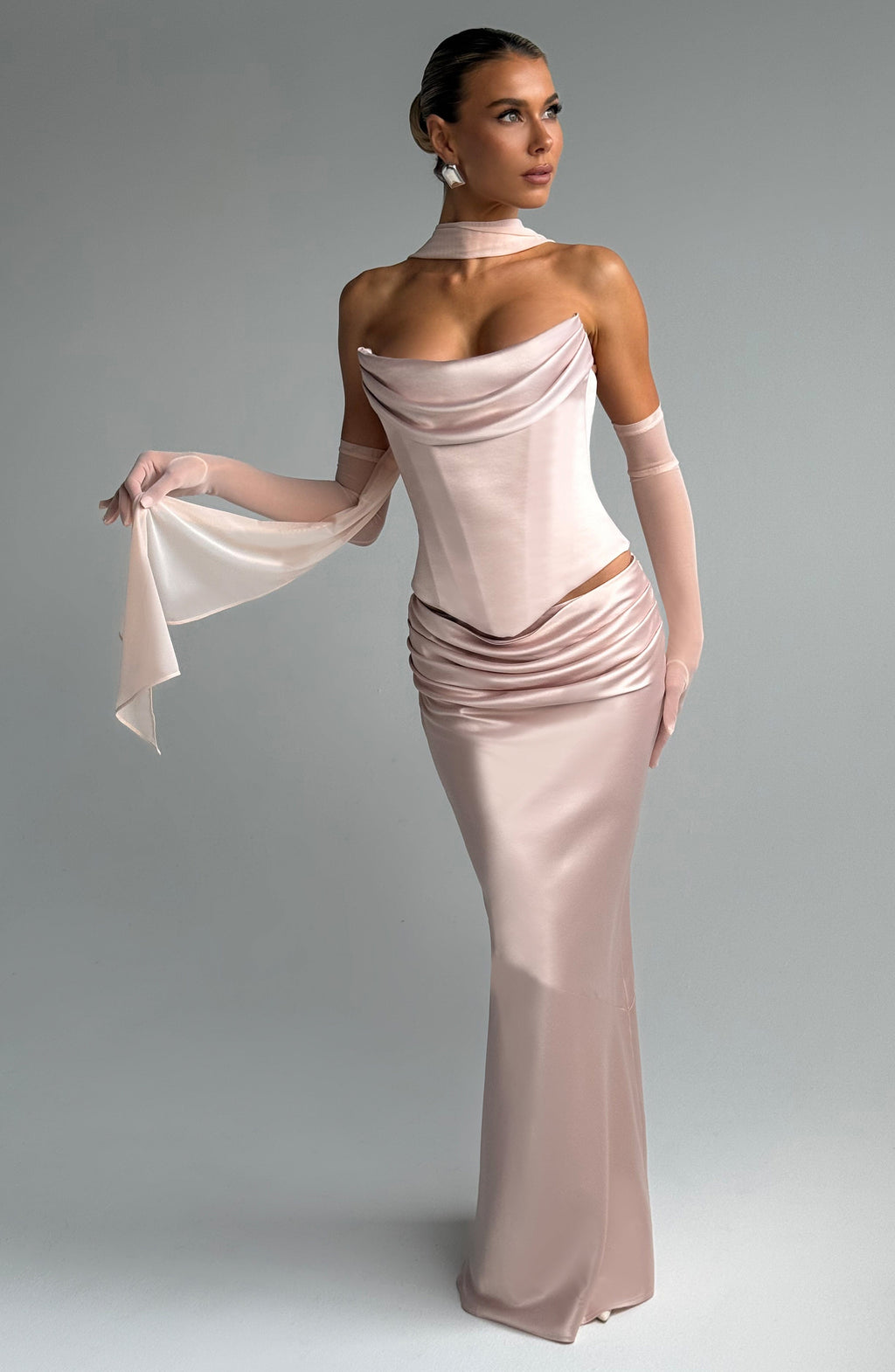 Flourenne Bernadine Maxi Skirt in Soft Peach