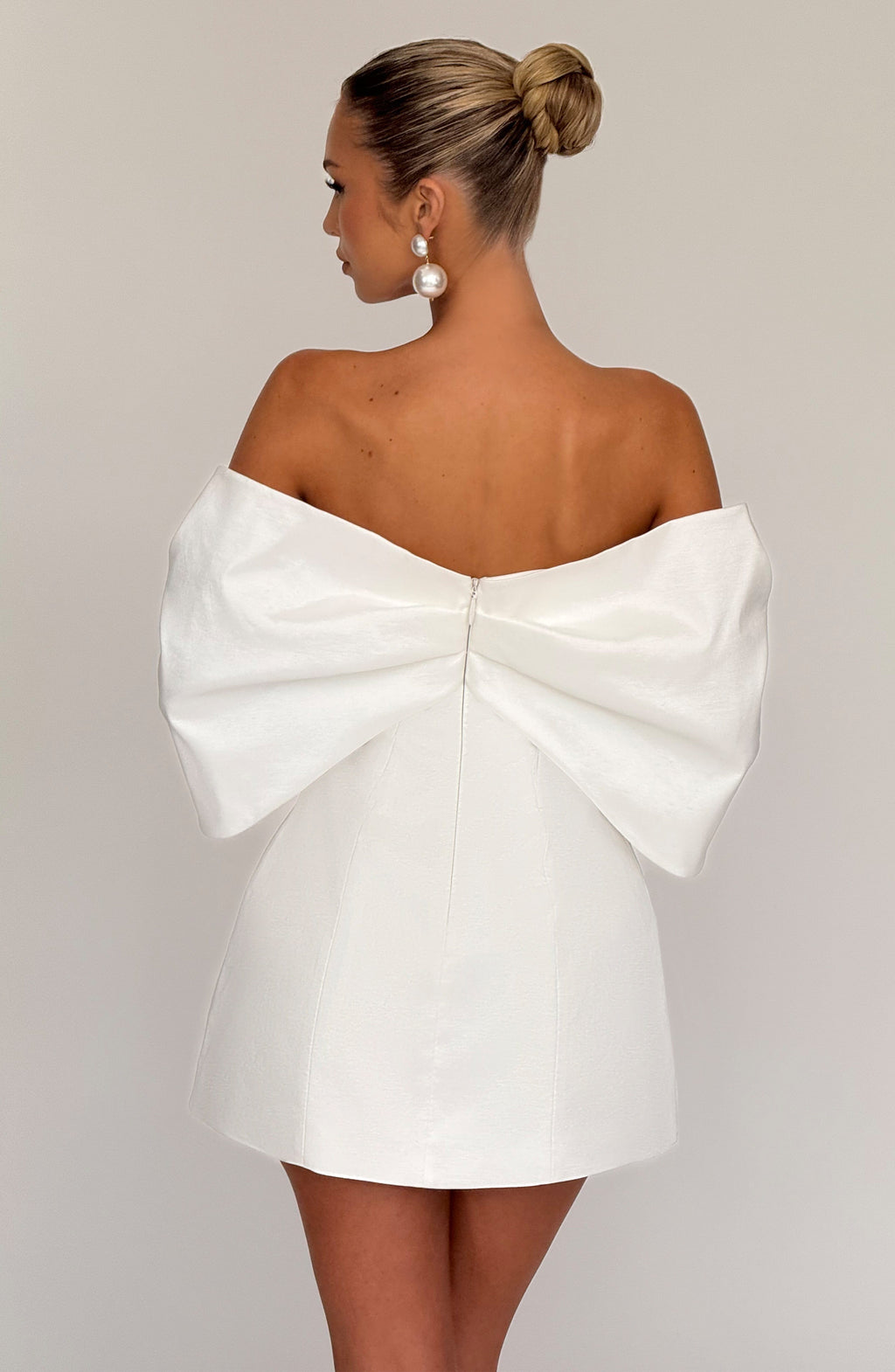 Flourenne Brielle Mini Dress in Ivory