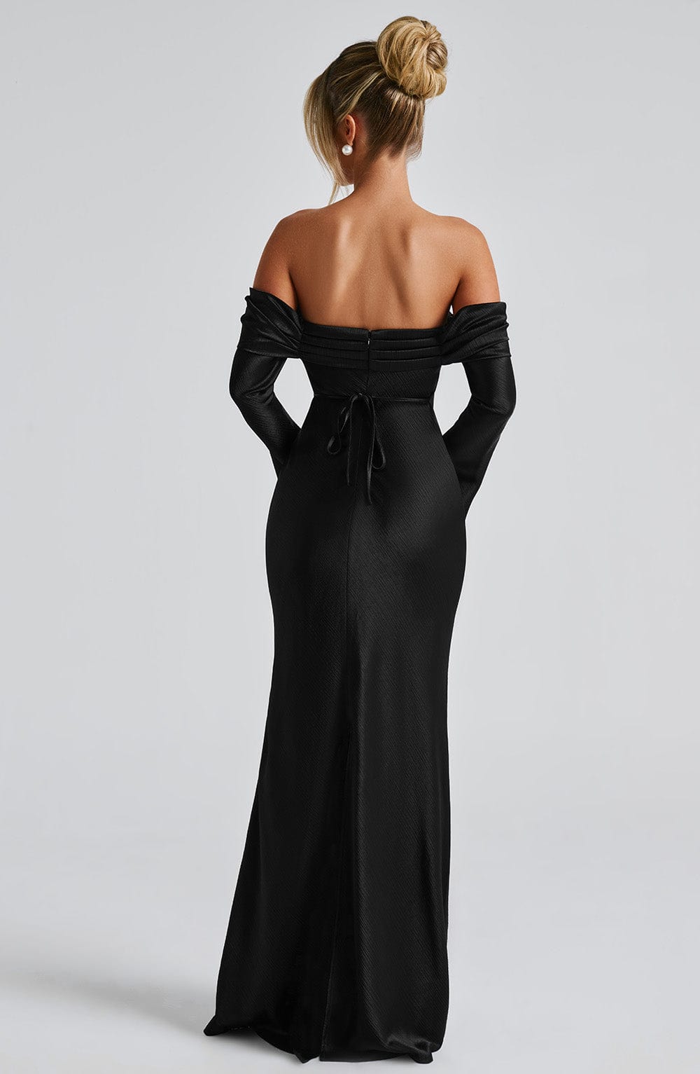 Flourenne Celeste Maxi Dress in Black
