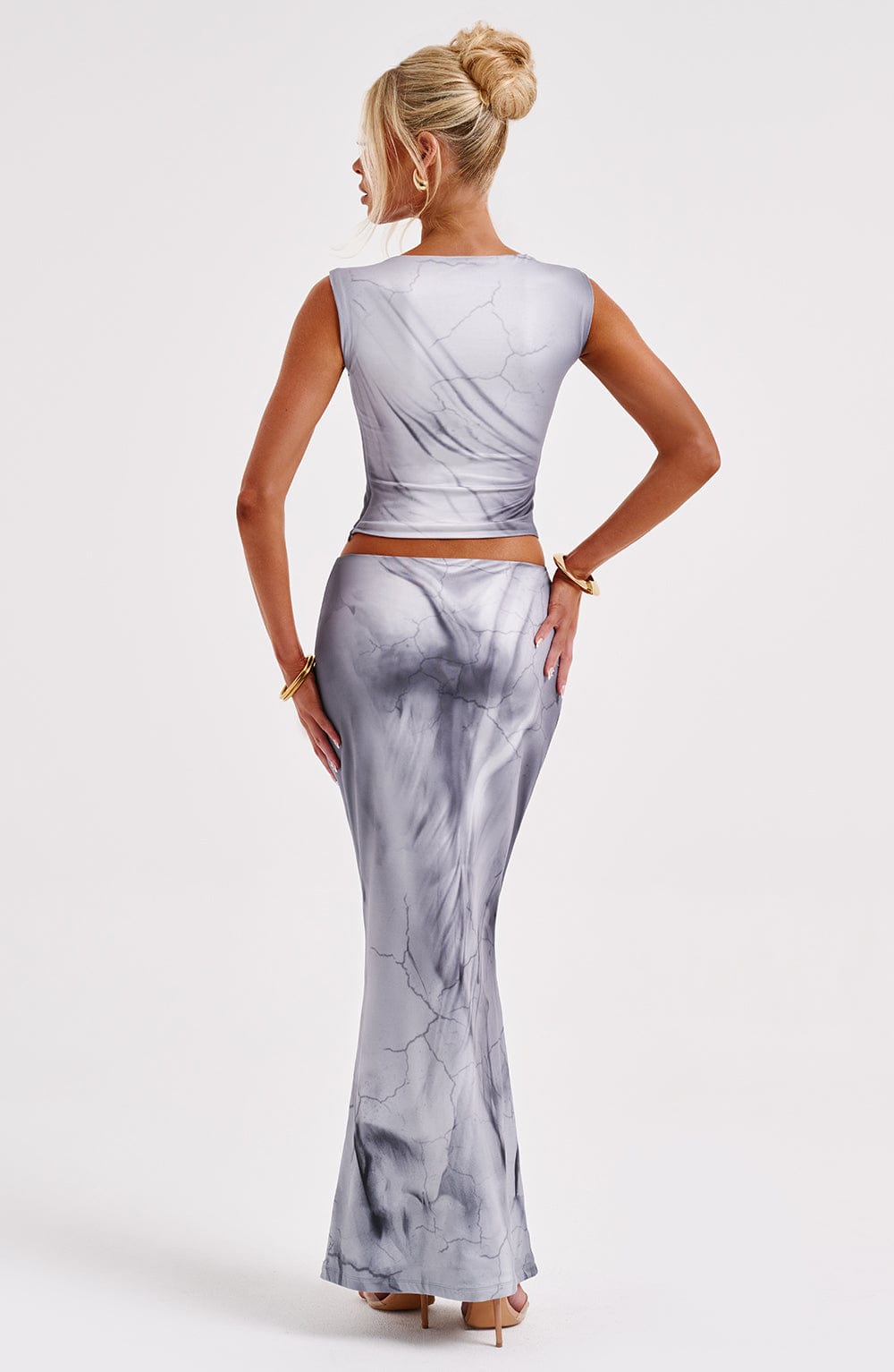 Flourenne Charmelle Top in Grey Body Print