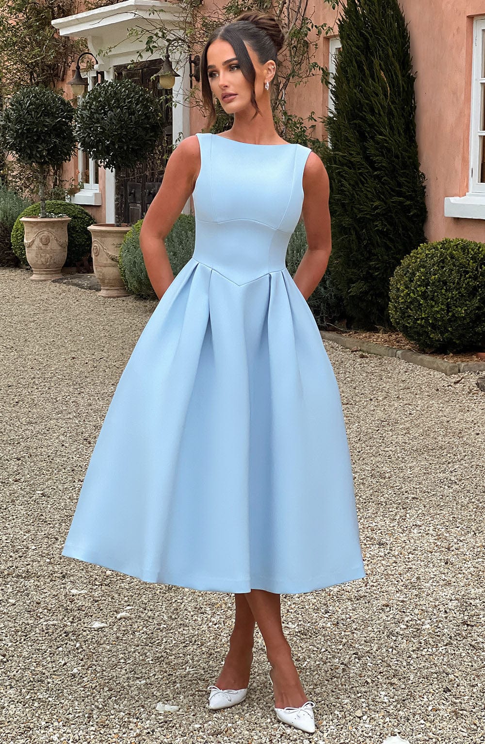 Flourenne Clarabelle Midi Dress in Blue