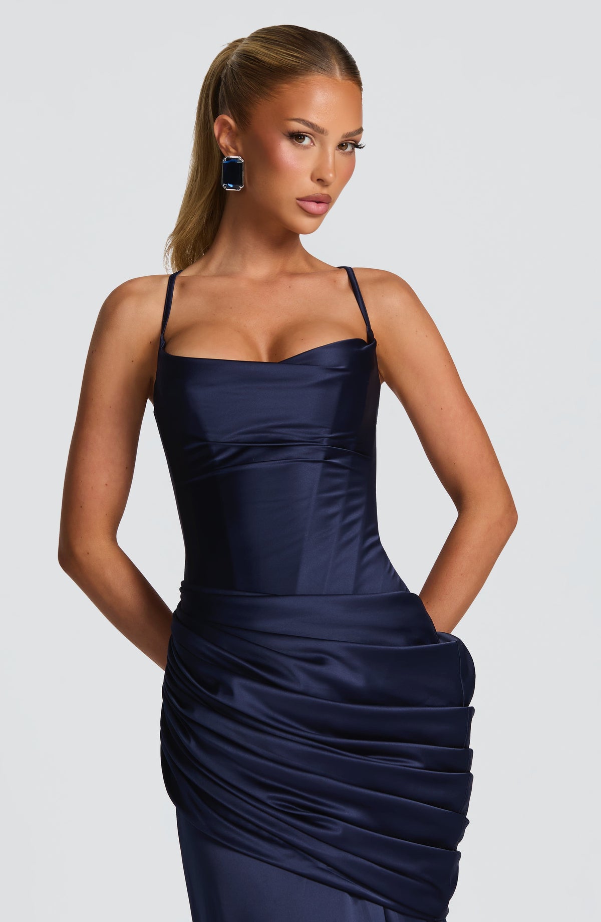 Flourenne Conlia Gown in Navy