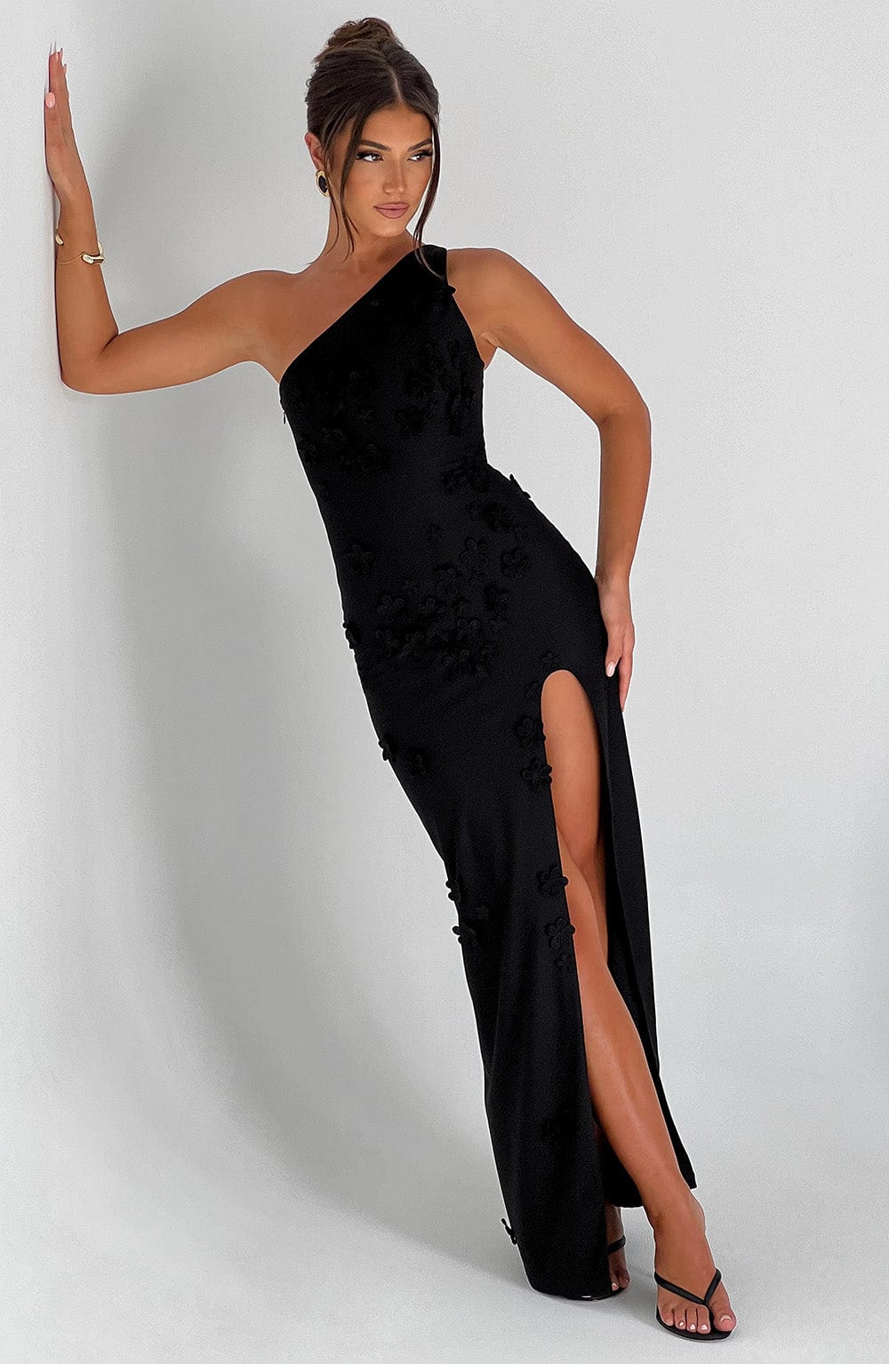 Flourenne Cynthara Maxi Dress in Black