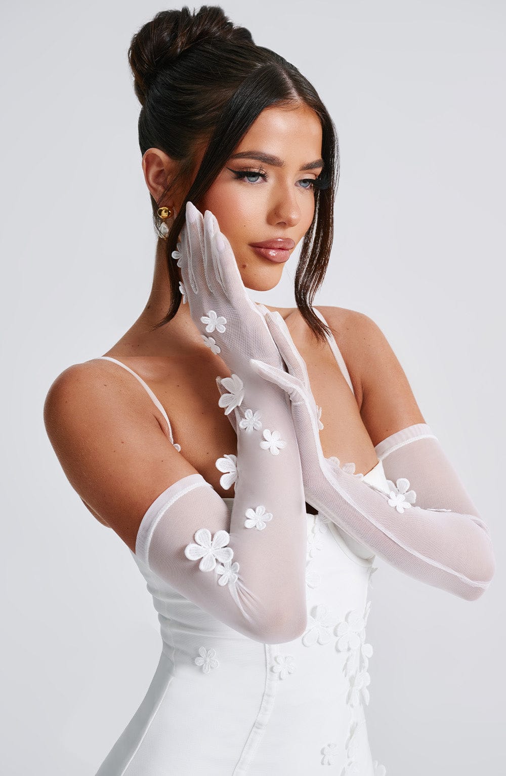 Flourenne Dalaria Gloves in Ivory
