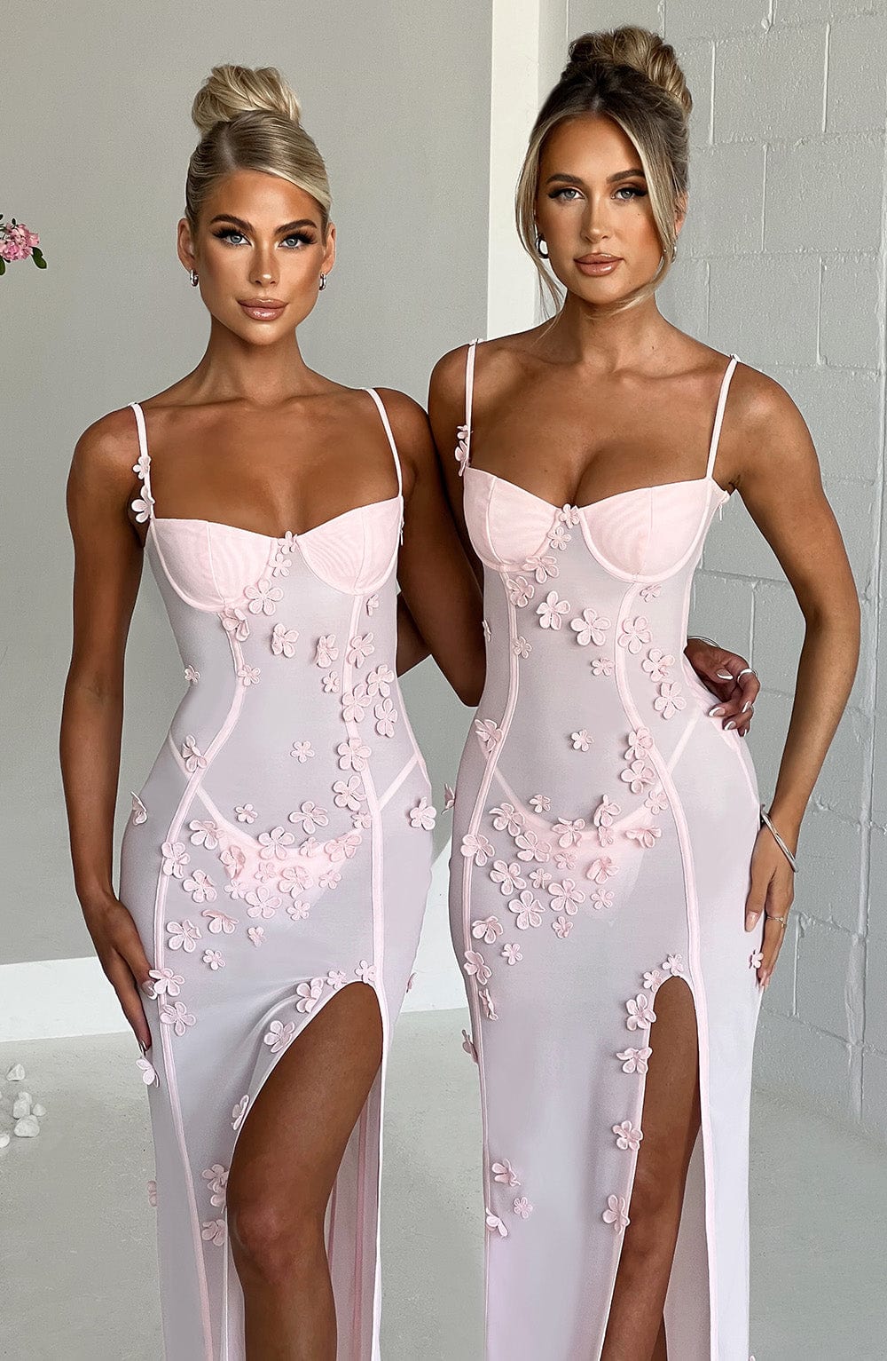 Flourenne Dalyra Maxi Dress in Blush