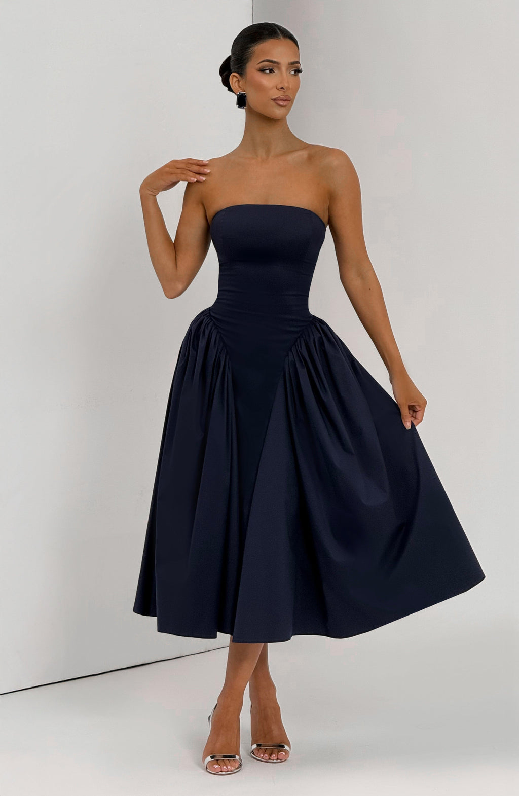 Flourenne Darlena Midi Dress in Navy