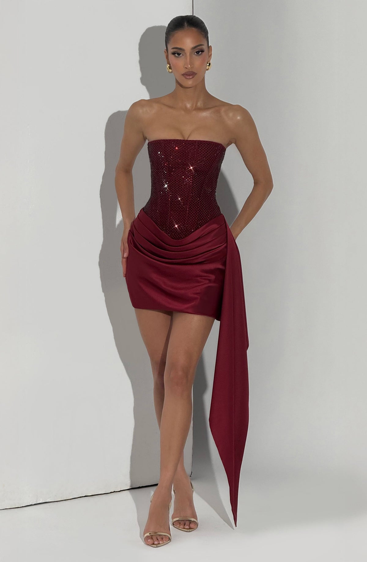Flourenne Ebonia Mini Dress in Burgundy