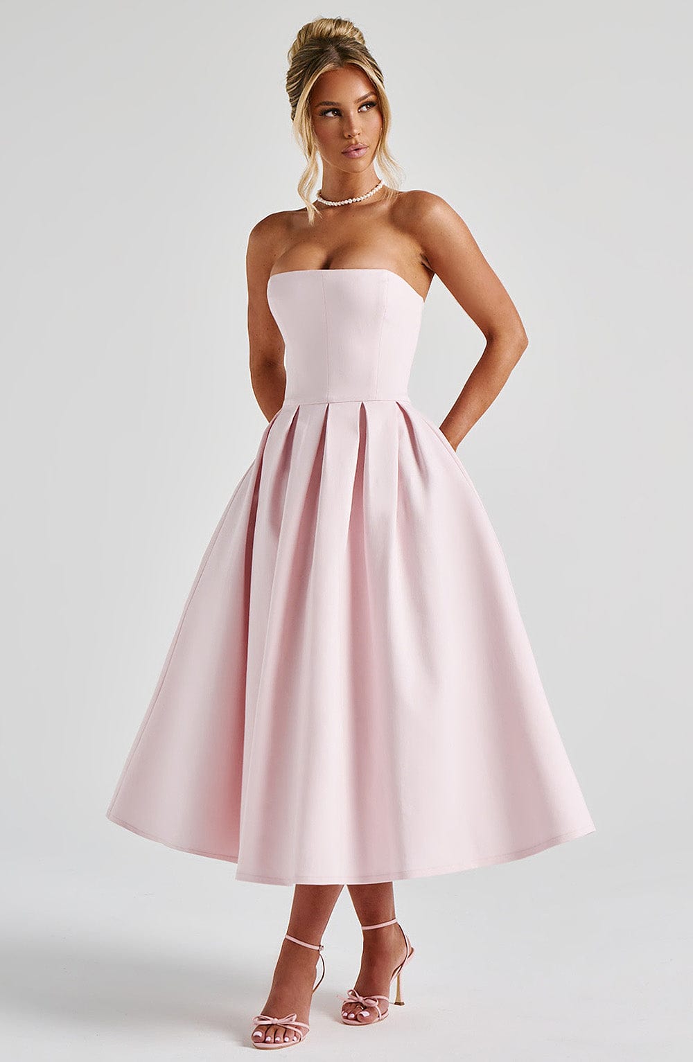Flourenne Editha Midi Dress in Blush