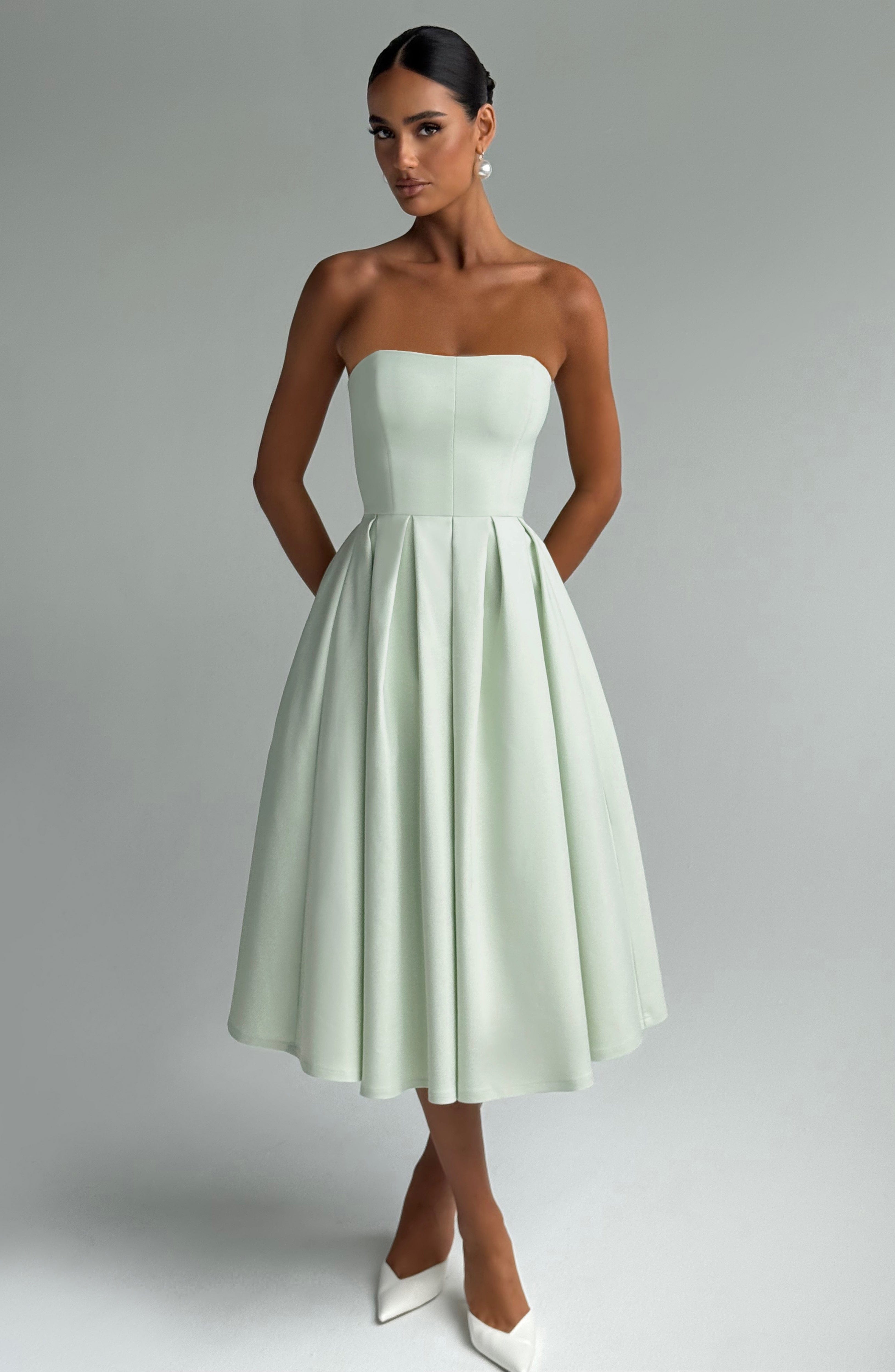 Flourenne Editha Midi Dress in Mint