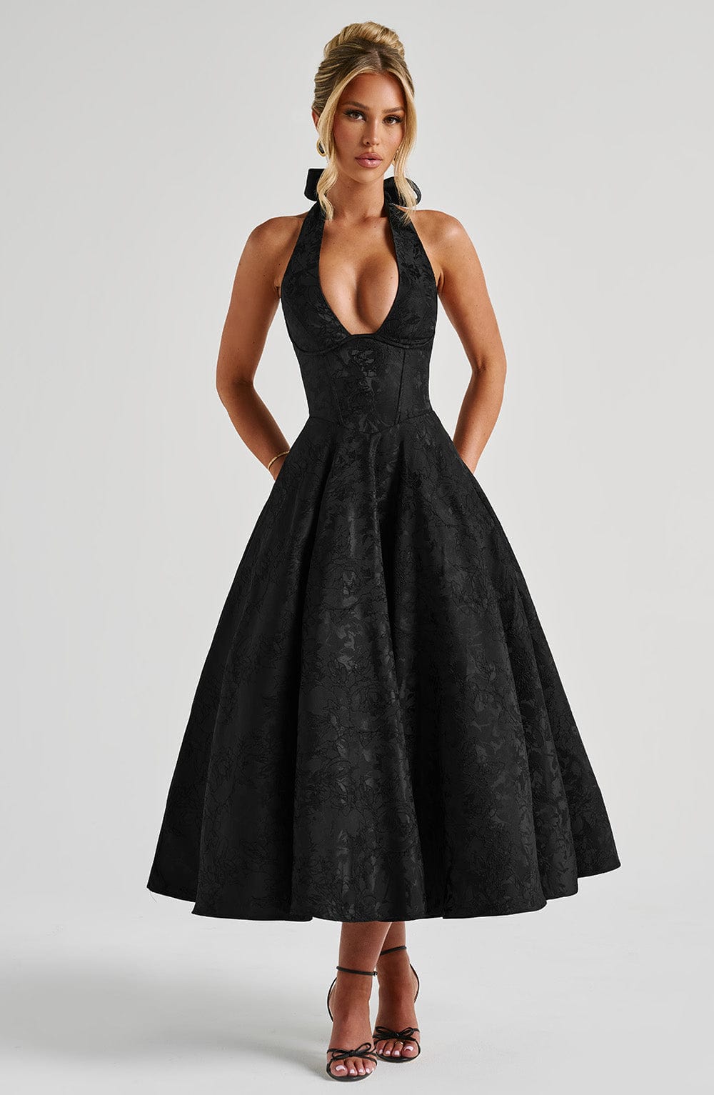 Flourenne Effina Midi Dress in Black