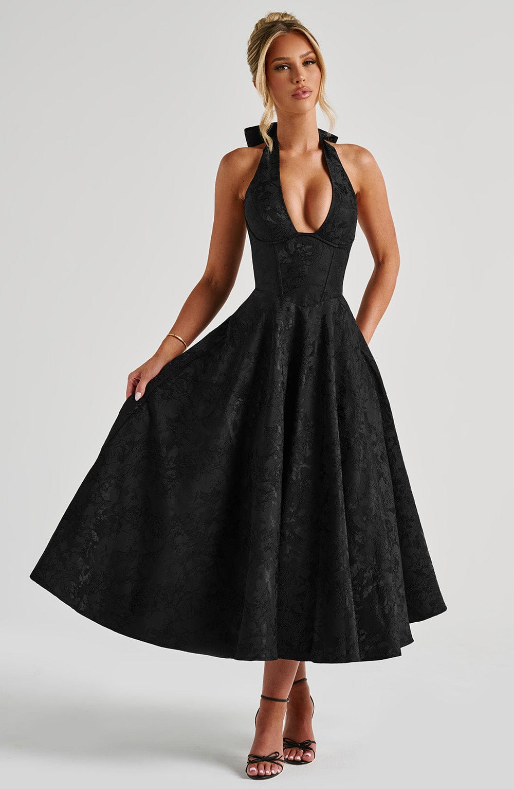 Flourenne Effina Midi Dress in Black
