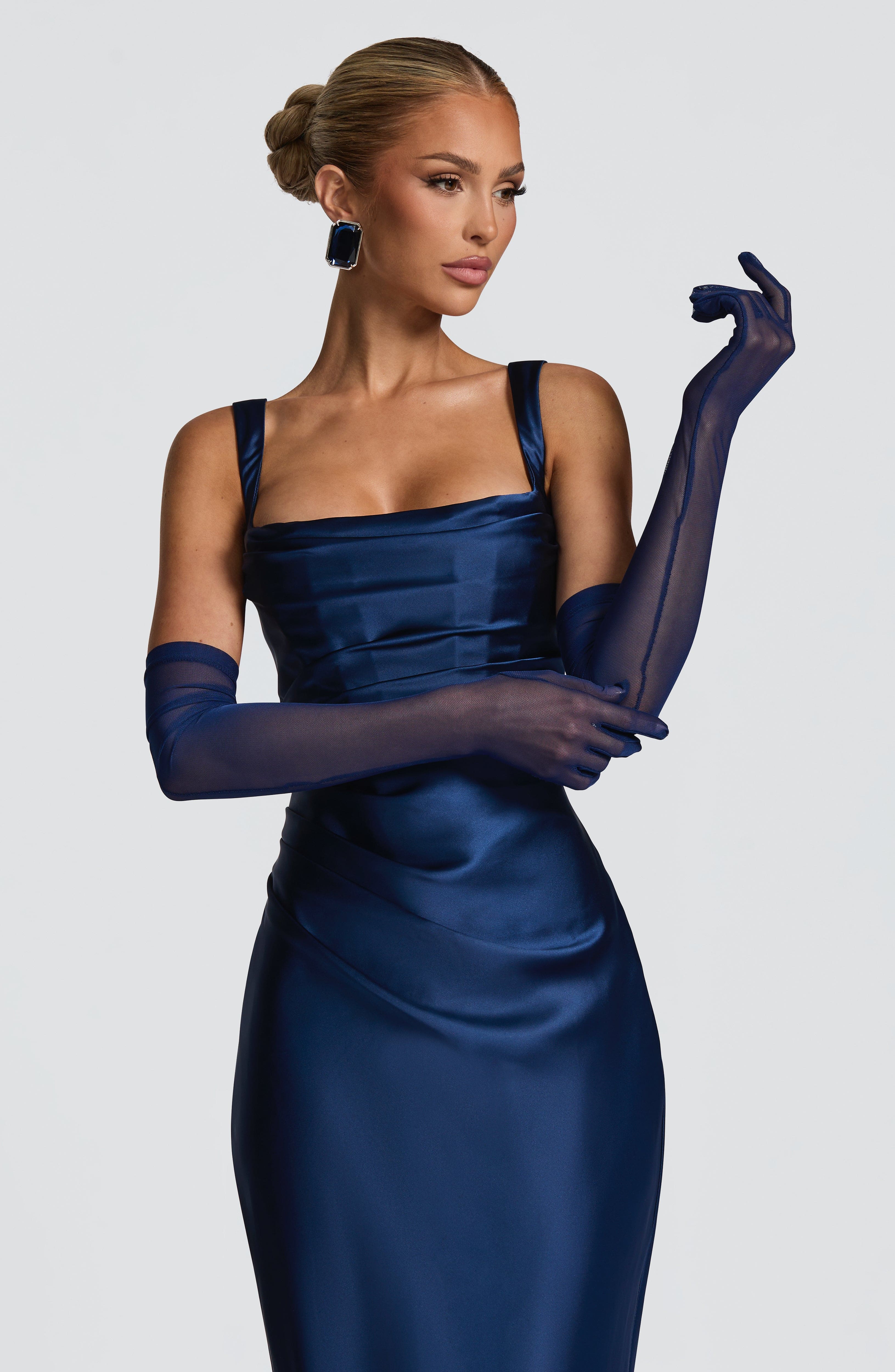Flourenne Elira Gloves in Navy