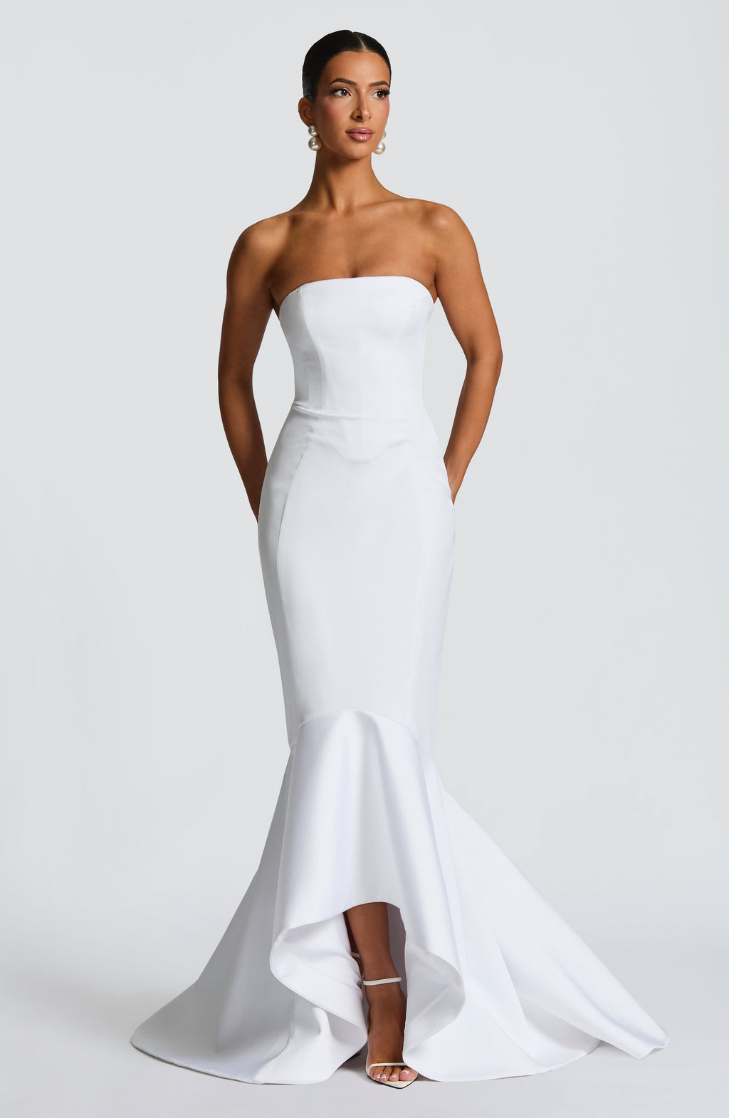 Flourenne Elryn Gown in Ivory