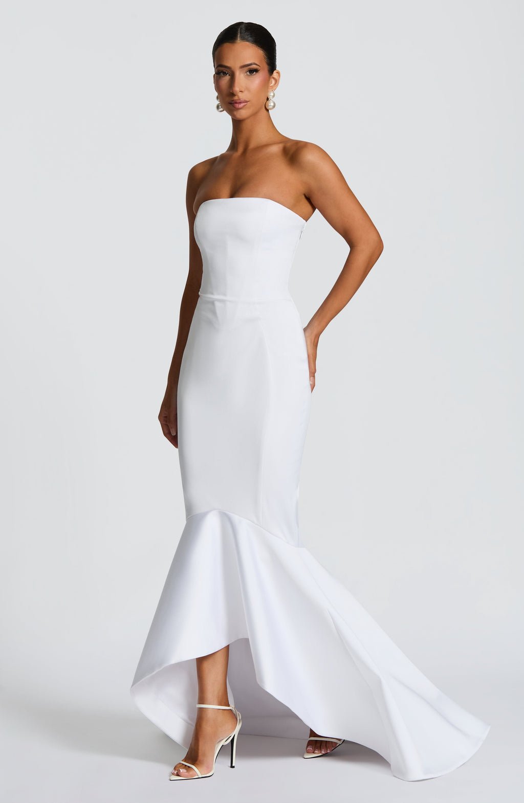 Flourenne Elryn Gown in Ivory