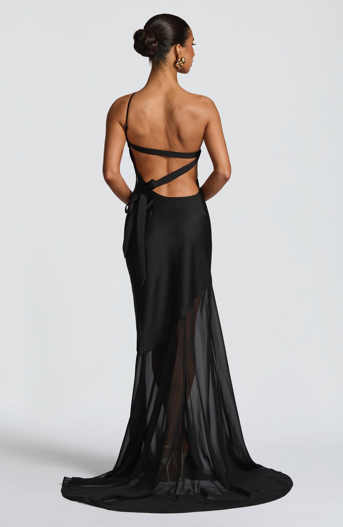 Flourenne Fabelle Gown in Black