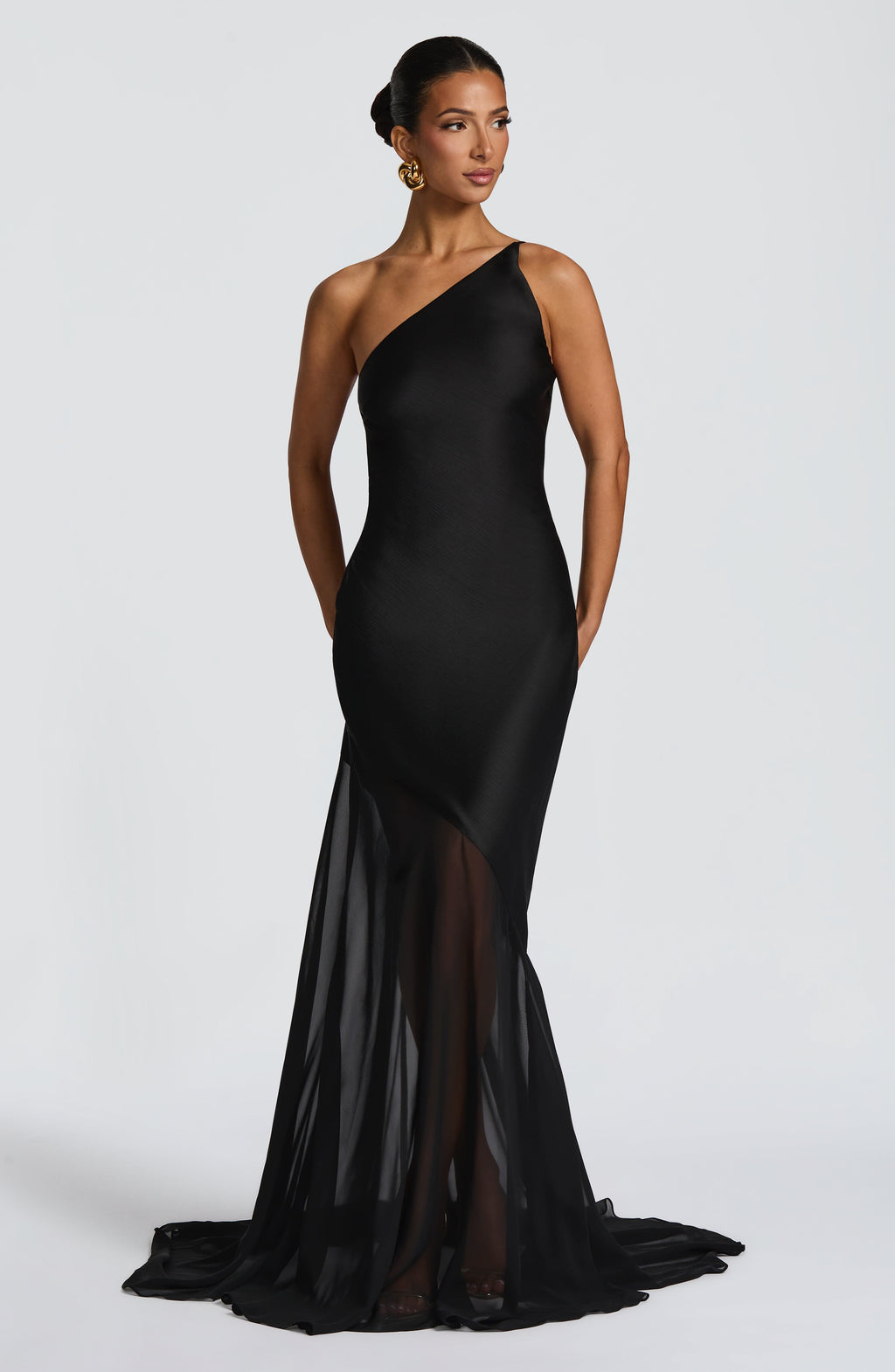 Flourenne Fabelle Gown in Black