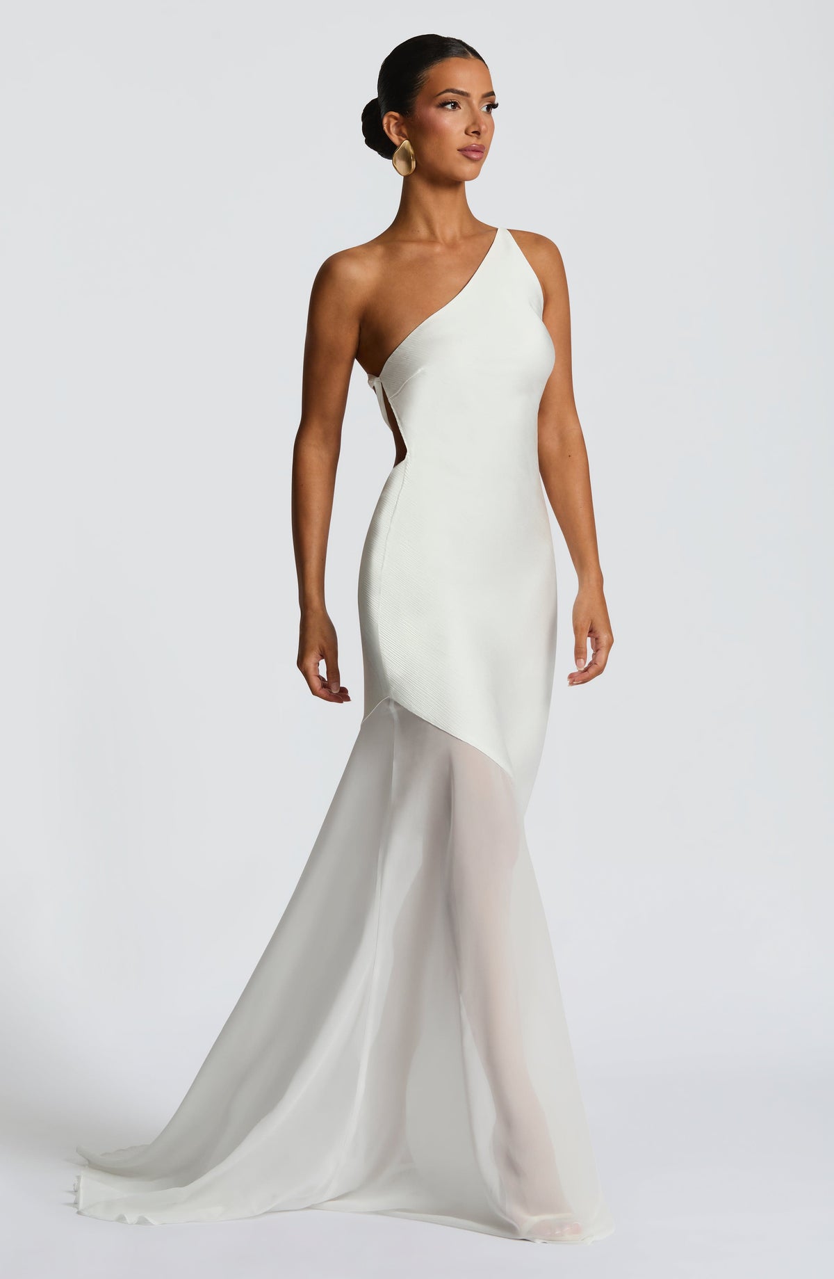 Flourenne Fabelle Gown in Ivory