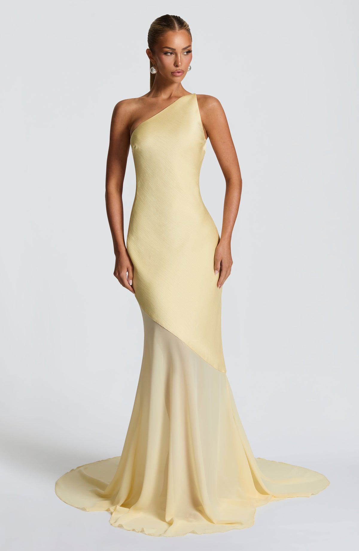 Flourenne Fabelle Gown in Lemon