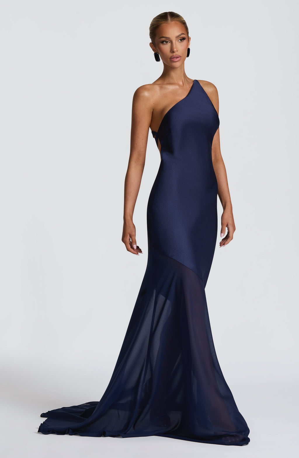 Flourenne Fabelle Gown in Navy