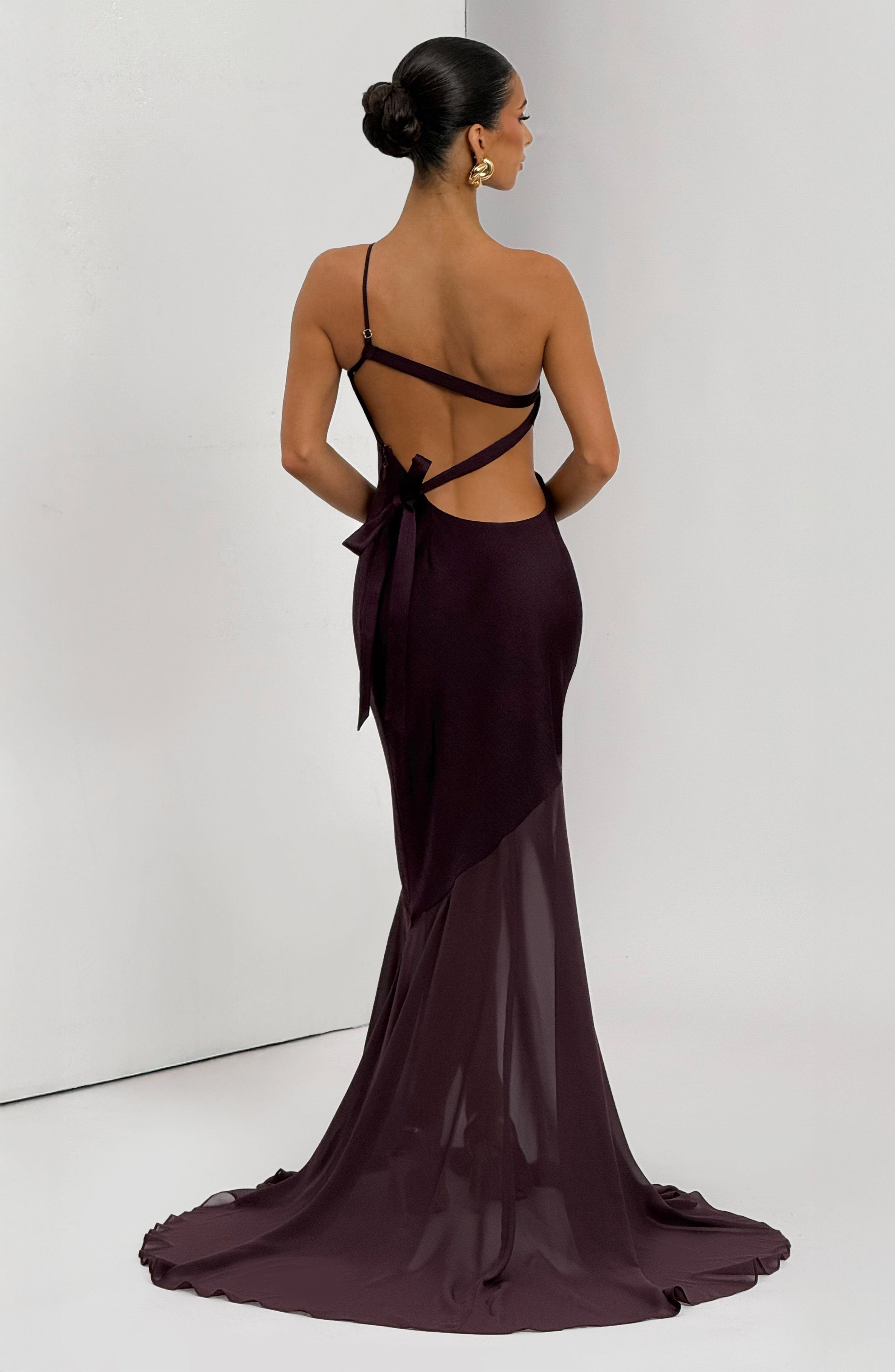 Flourenne Fabelle Gown in Plum