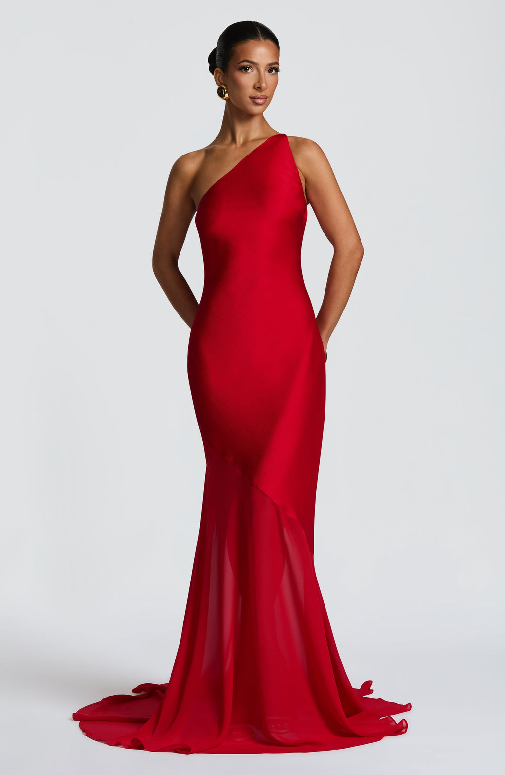 Flourenne Fabelle Gown in Red
