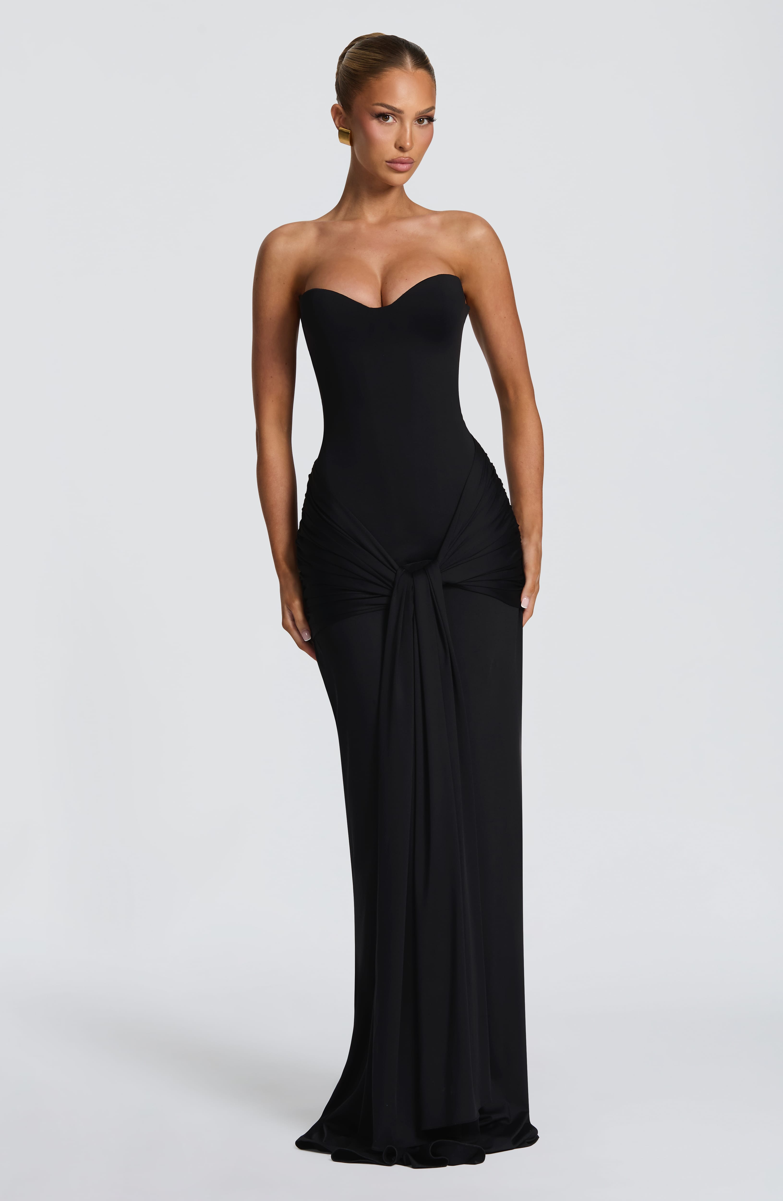 Flourenne Giana Maxi Dress in Black