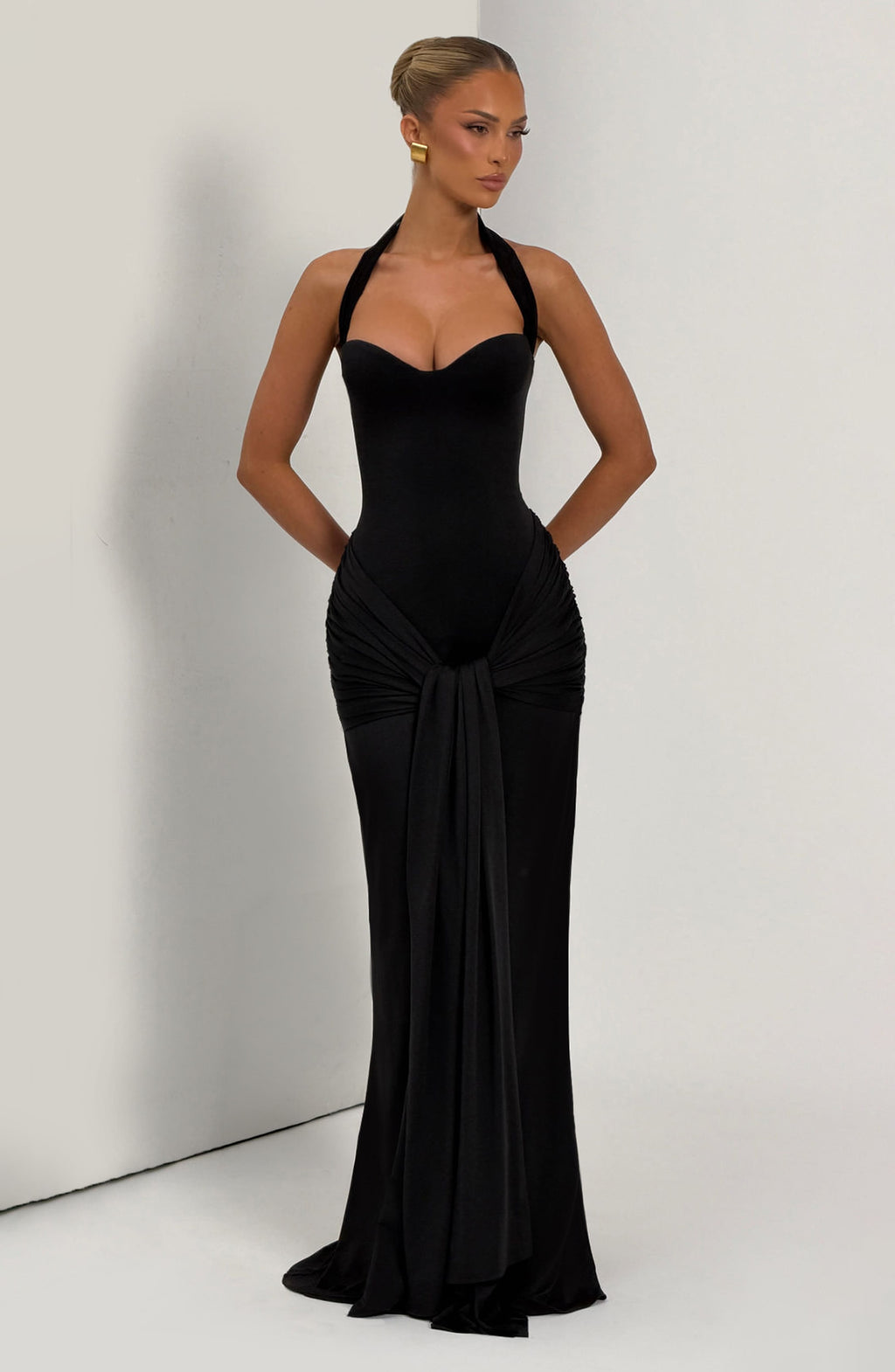 Flourenne Giana Maxi Dress in Black