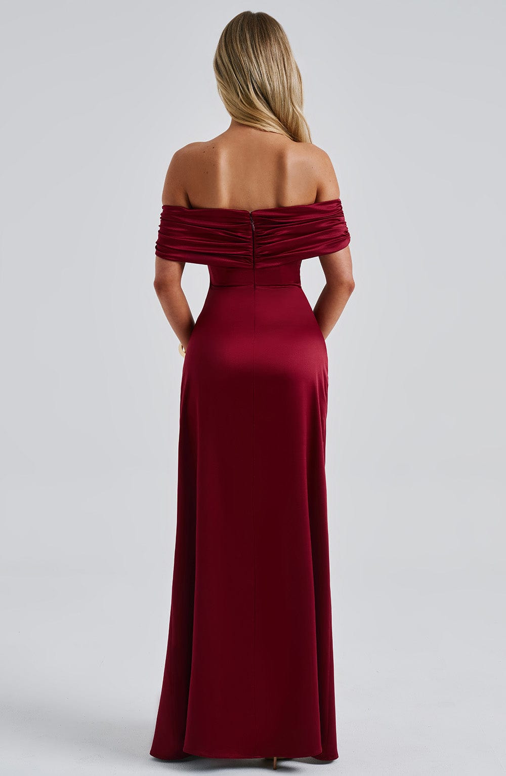 Flourenne Gwendolina Maxi Dress in Burgundy
