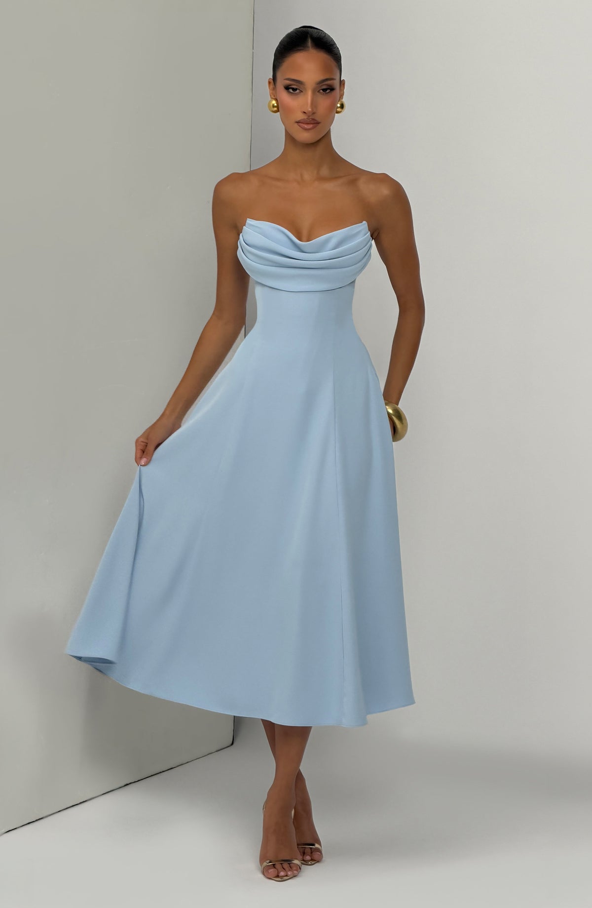 Flourenne Harlowe Midi Dress in Glacier Blue